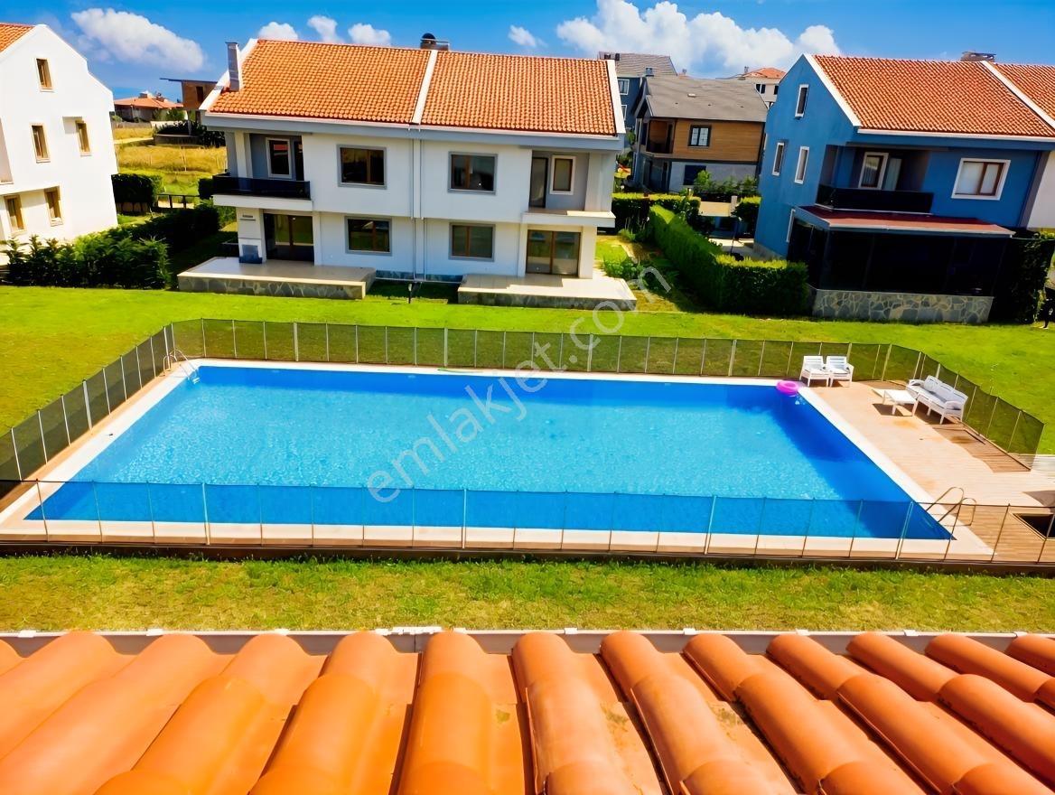 Silivri Kınalı Site İçinde 5+2 Lüks Villa - Sahil Konumlu - Görsel 8