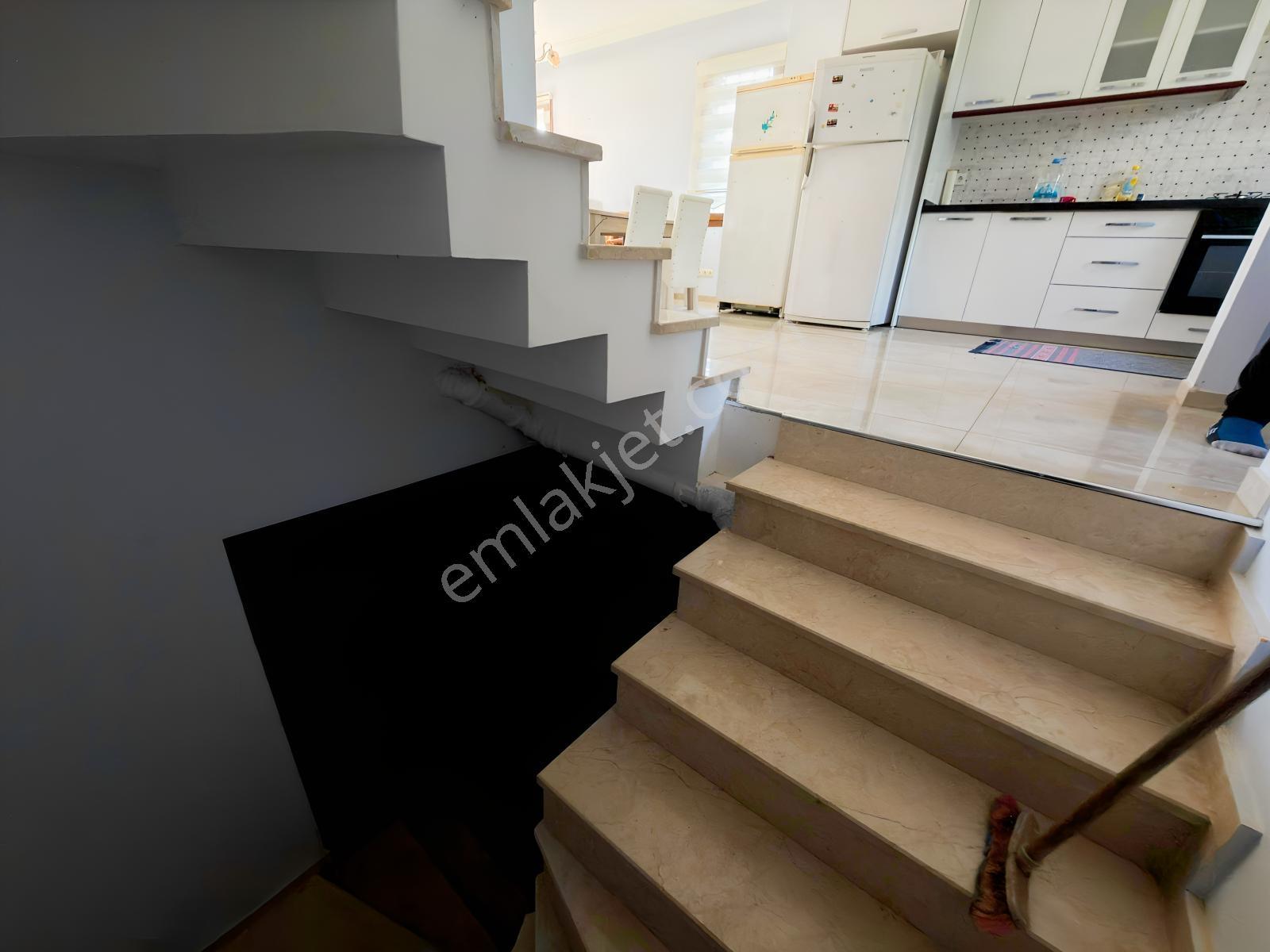 Silivri Kınalı Site İçinde 5+2 Lüks Villa - Sahil Konumlu - Görsel 18