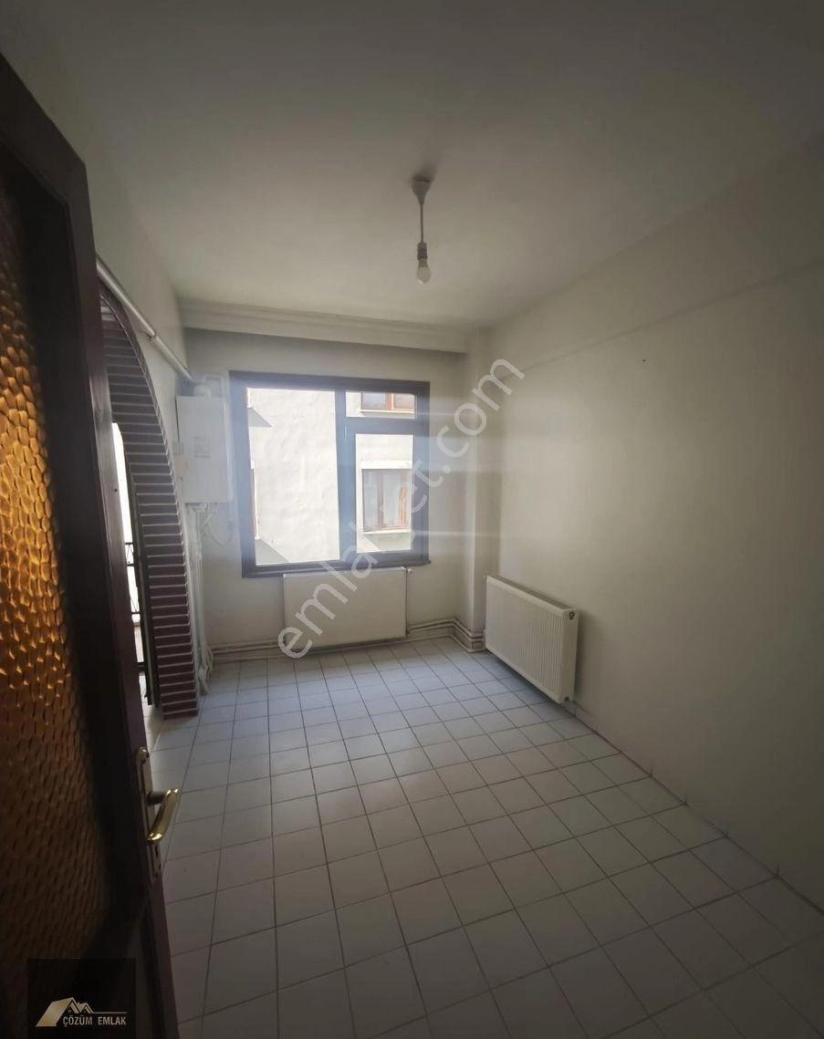 Kocaeli Karamürsel Kayacık Mahallesi’nde Sahile Yakın Kiralık 3+1 Ara Kat Daire - Görsel 8