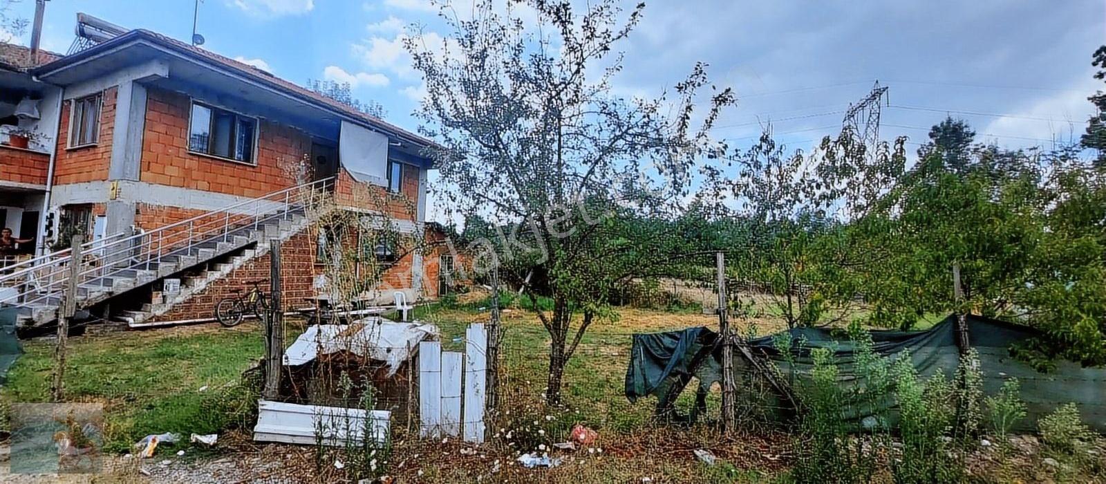 Musababa Mahallesinde Doğalgazlı Müstakil İki Katlı Ev - Görsel 2