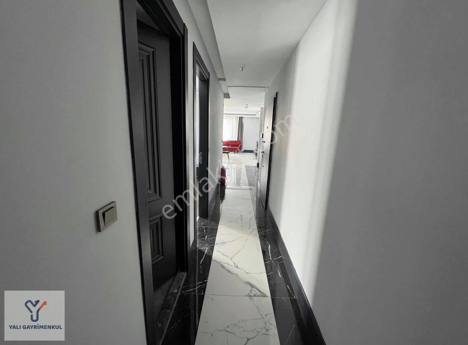 Yalı Gayrimenkul|deniz Manzaralı Cadde Üzeri Eşyalı Kiralık 2+1 - Görsel 9