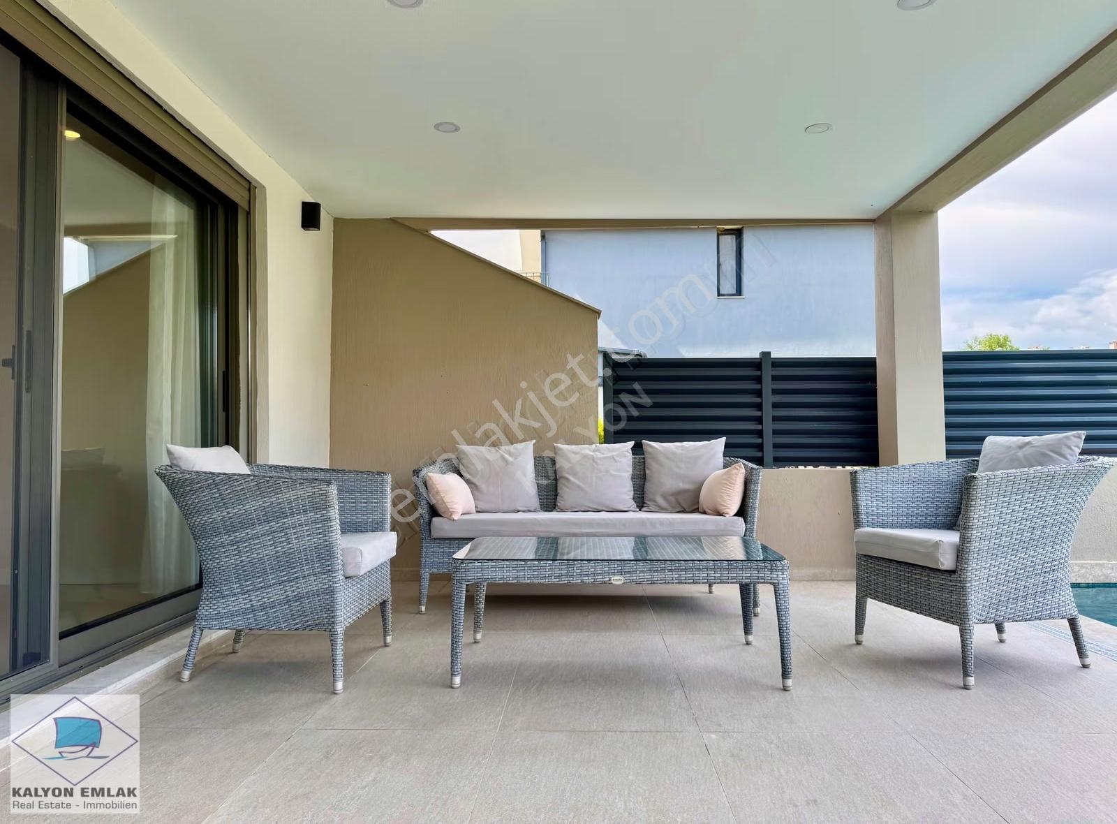 Kalyon'dan Alaçatı'da Kiralık Yepyeni Eşyalı Sıfır Havuzlu Villa - Görsel 20