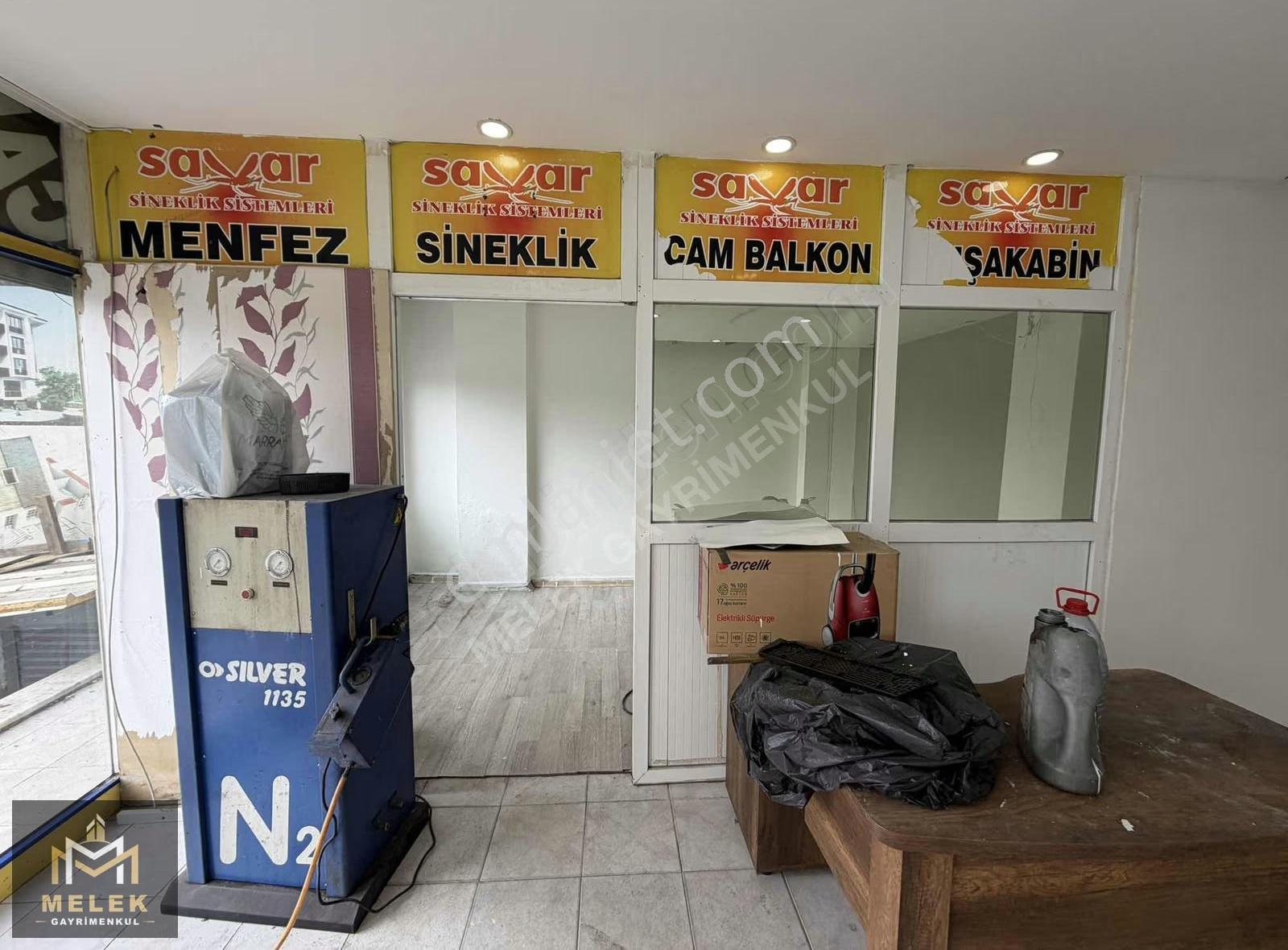 Melek Emlaktan Bagcılar 42 Evlerde Kiralık Depolu Dükkan 140 M2 - Görsel 3