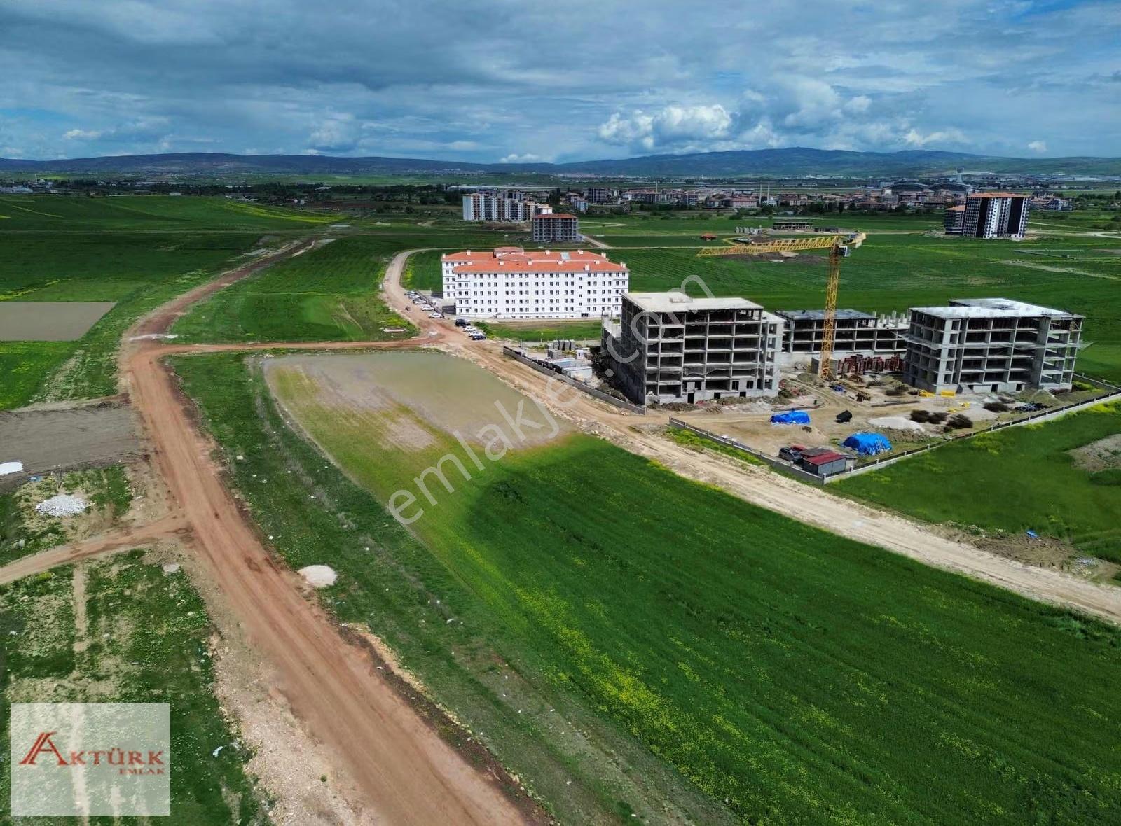 /*aktürk Emlaktan*\1050m2metro Hattı Üzerinde Bulvara Cephe Arsa - Görsel 9