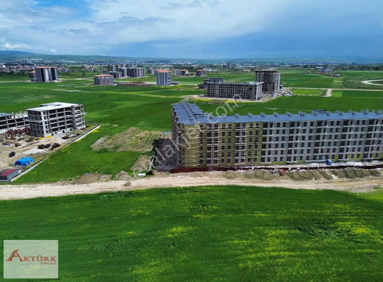 /*aktürk Emlaktan*\1050m2metro Hattı Üzerinde Bulvara Cephe Arsa - Görsel 4