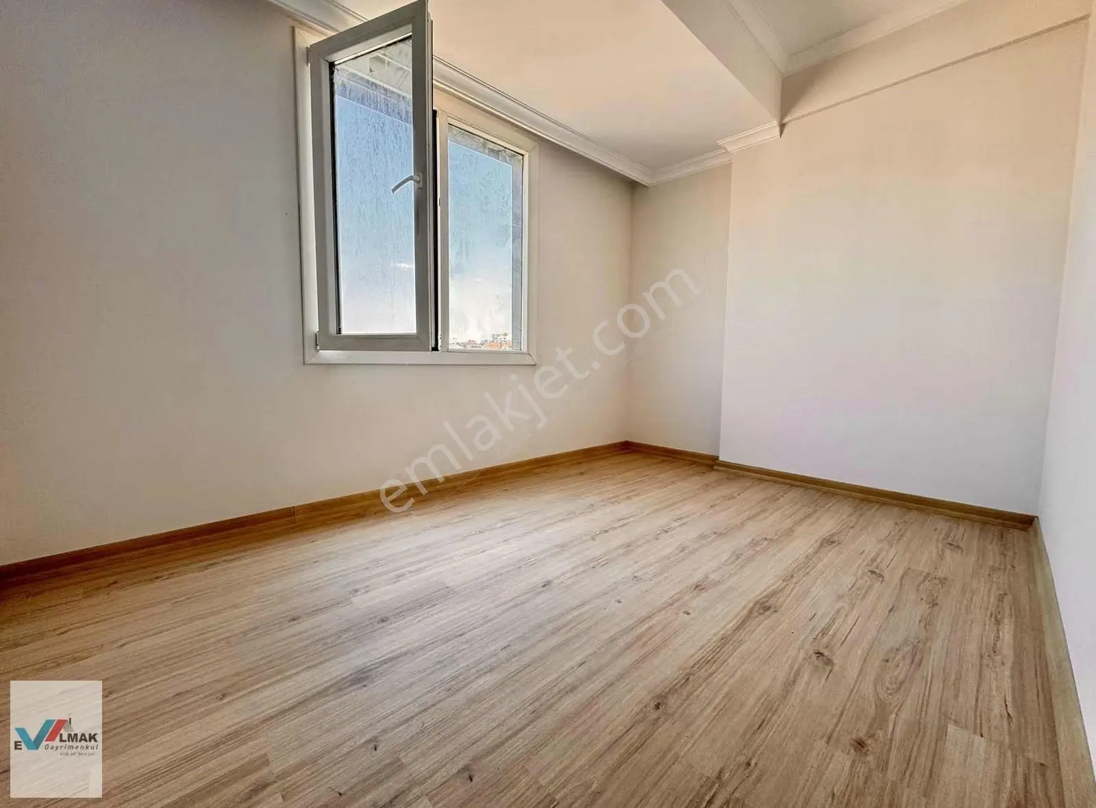 Evalmak'ta Güneşli Mah.de 3+1(140m2)site İçi Uygun Fiyat Daire - Görsel 10