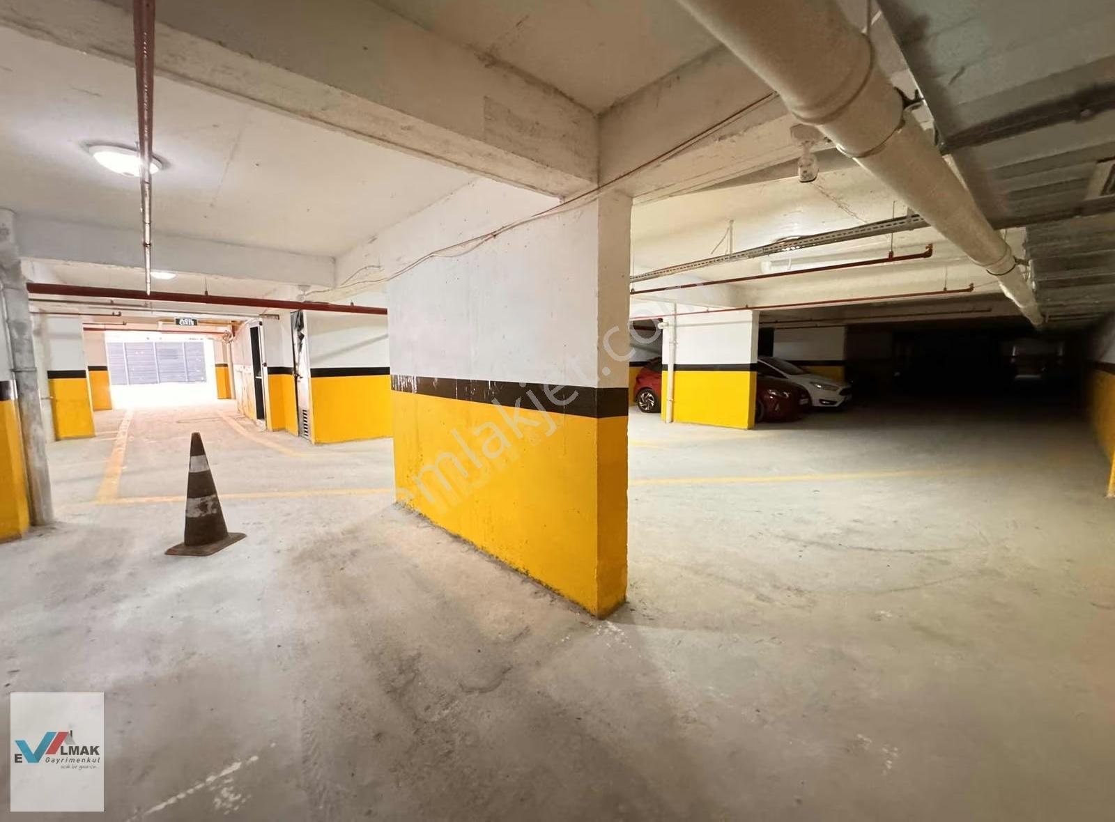 Evalmak'ta Güneşli Mah.de 3+1(140m2)site İçi Uygun Fiyat Daire - Görsel 21
