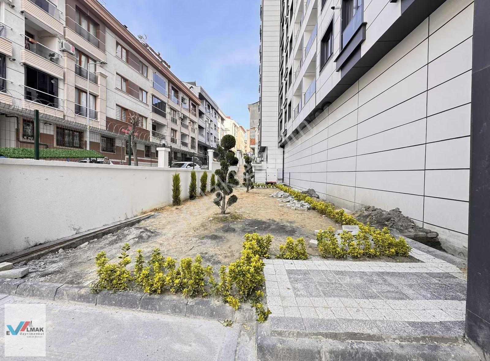 Evalmak'ta Güneşli Mah.de 2+1(120m2)site İçi Uygun Fiyat Daire - Görsel 10