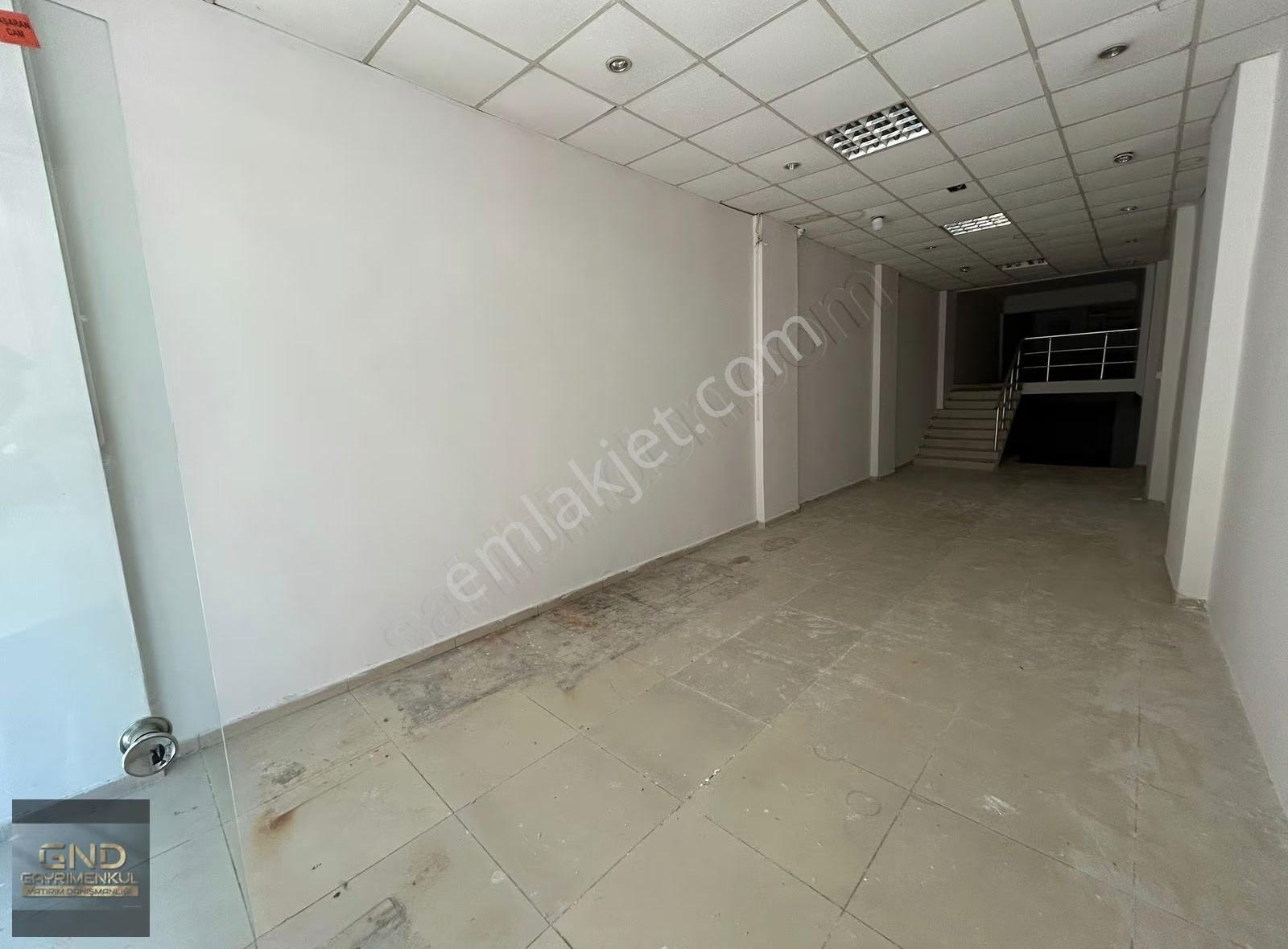 Gnd'den Akdeniz Mesudiyede 160m2 Geniş Kiralık Dükkan