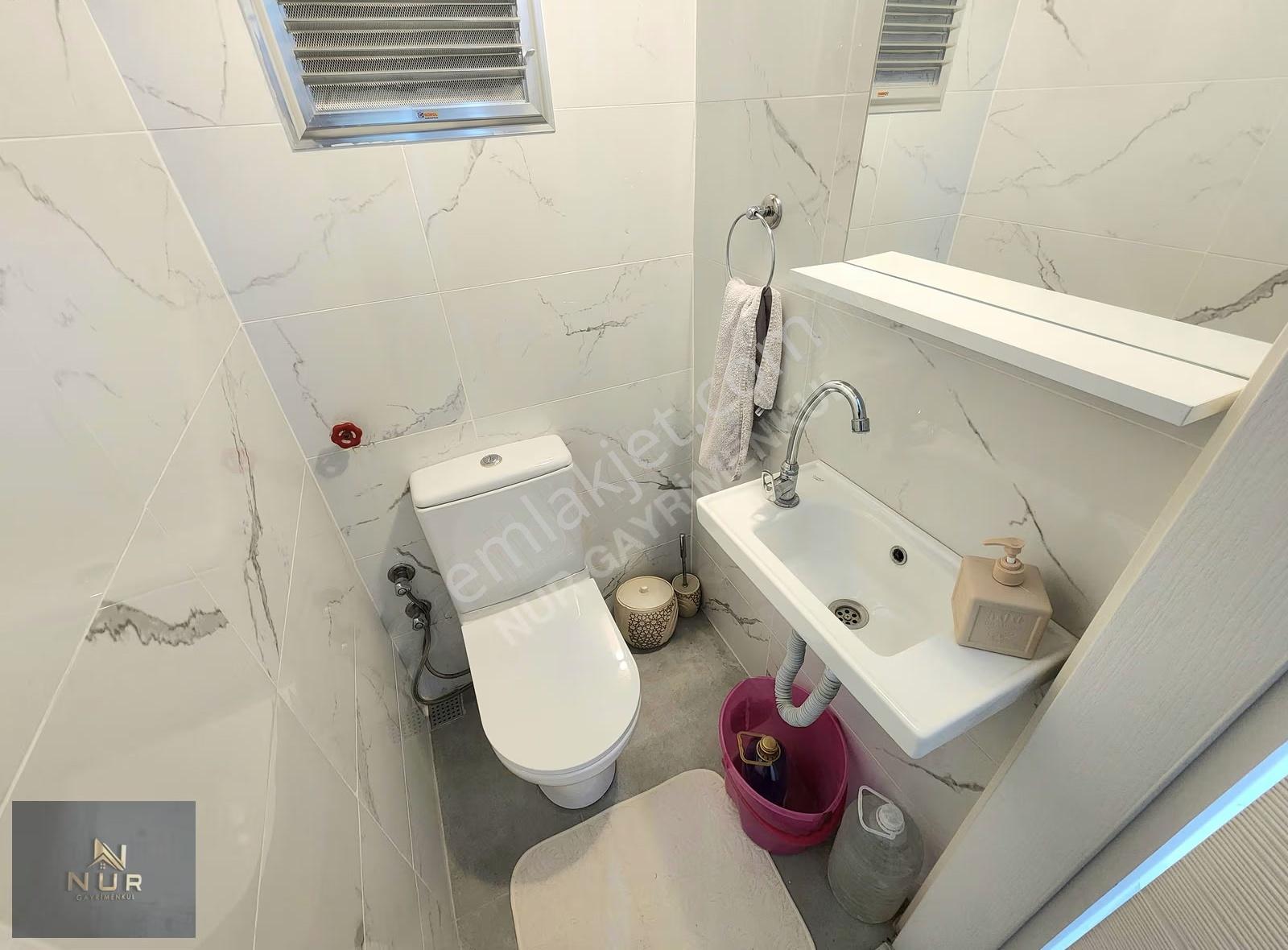Bayraklı Adalet Mah. Site İçi 3+1 Komple Bakımlı Daire - Görsel 25