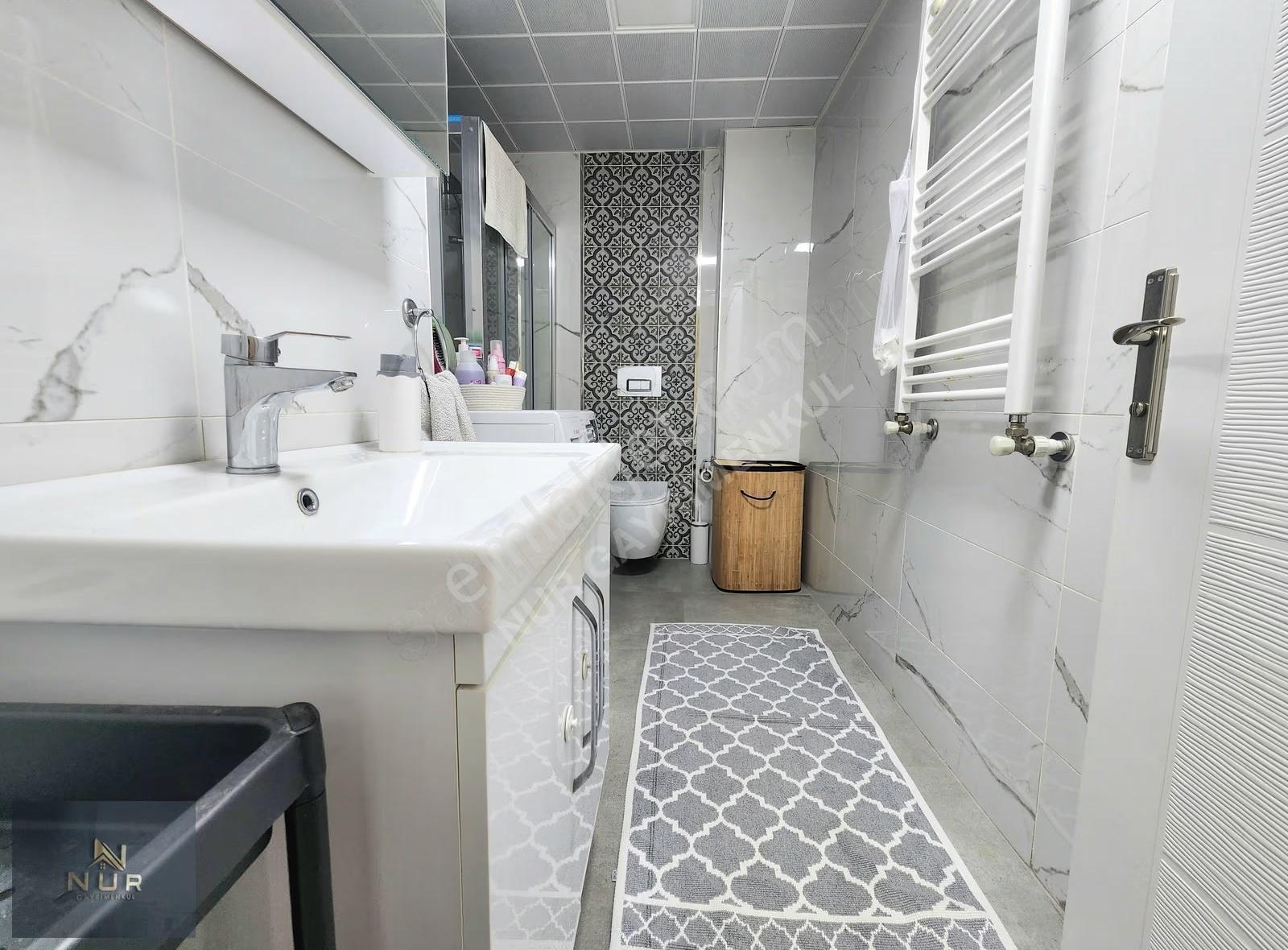 Bayraklı Adalet Mah. Site İçi 3+1 Komple Bakımlı Daire - Görsel 20