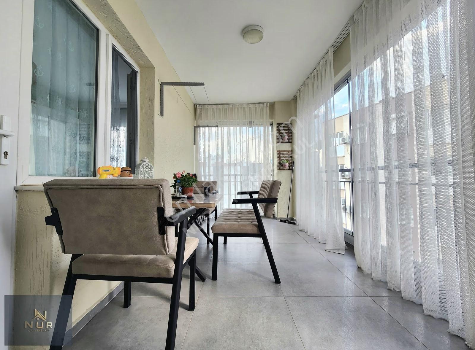 Bayraklı Adalet Mah. Site İçi 3+1 Komple Bakımlı Daire - Görsel 9