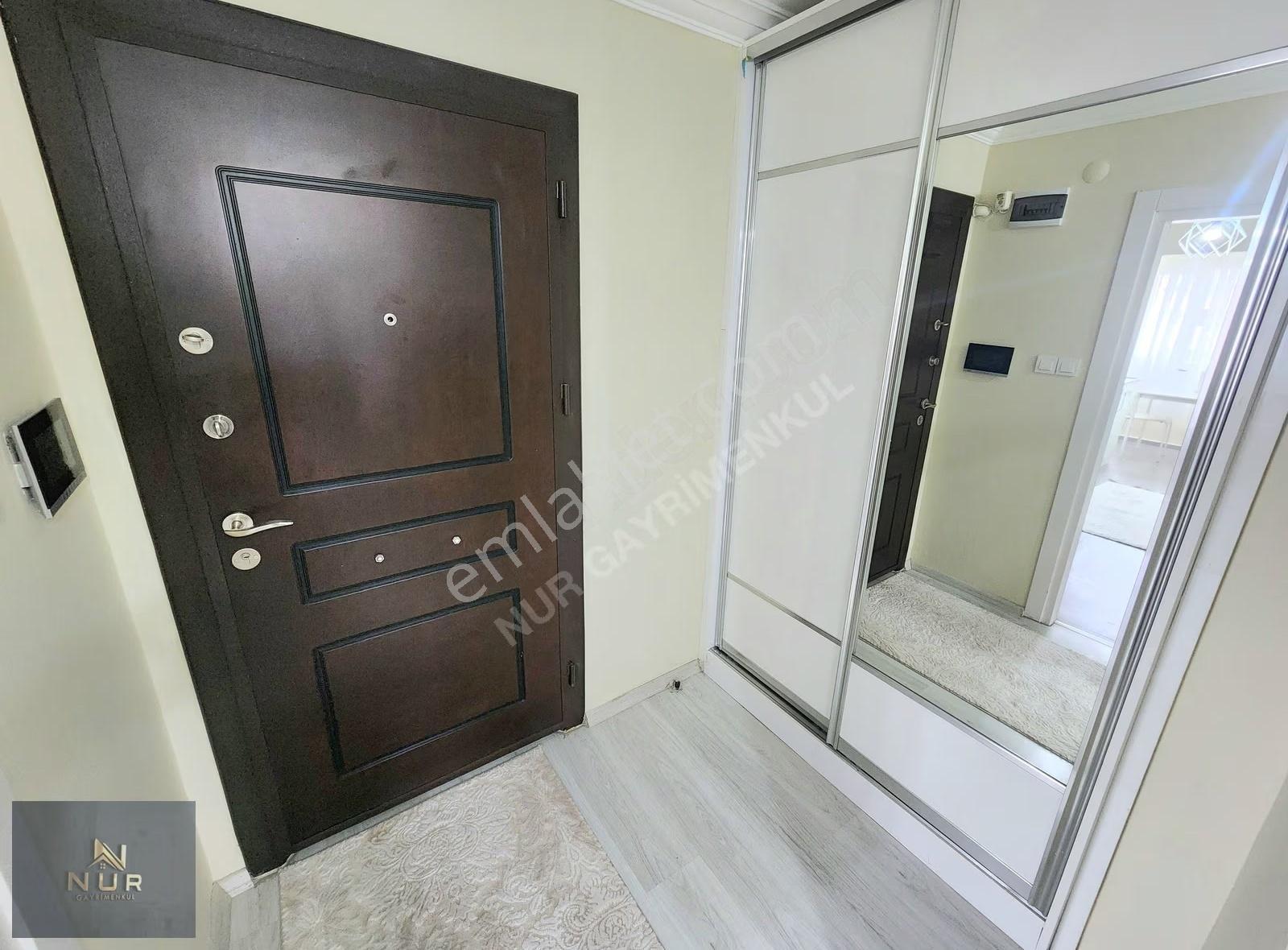 Bayraklı Adalet Mah. Site İçi 3+1 Komple Bakımlı Daire - Görsel 3
