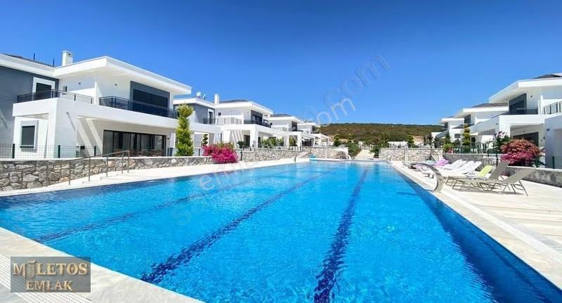 4+1 Ayrı Mutfak Esyali Luks Villa