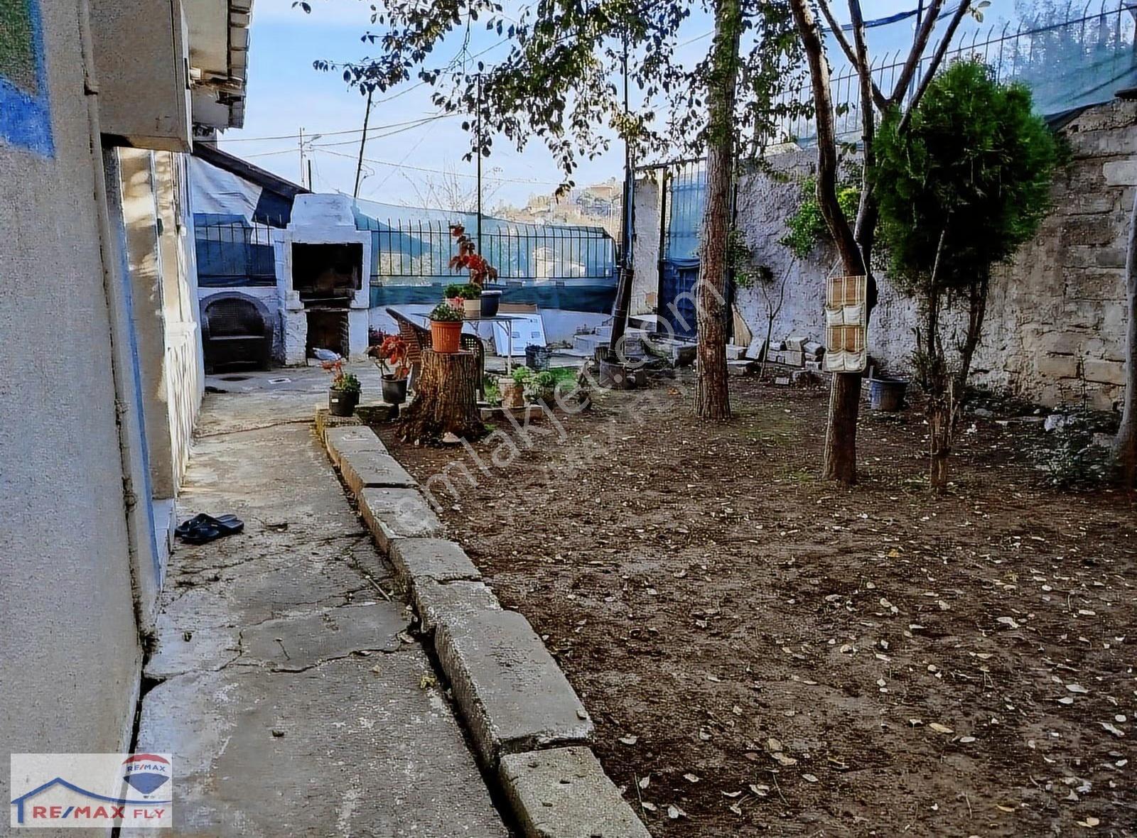 Sarıyer Baltalimanında Deniz Manzaralı - Görsel 6