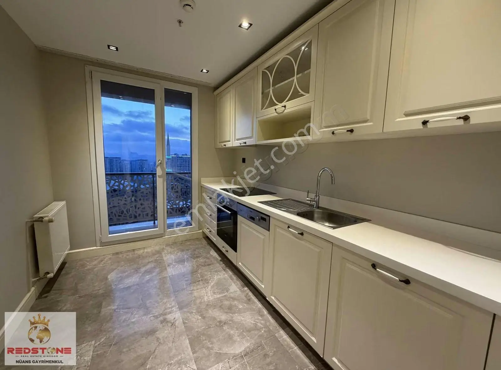 Meydan Halkalı Sitesi Ticari+konut B Blok Satılık 2+1 Daire Boş - Görsel 5