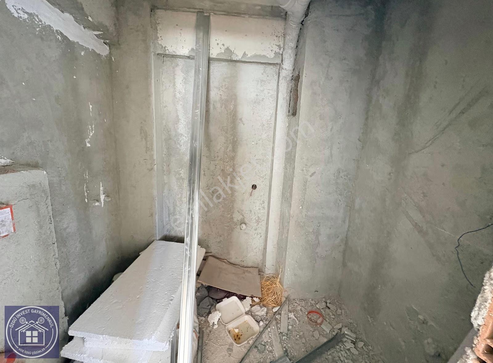 Özgü'den Zafertepe'de Cadde Üzeri Manzaralı Lüks 2+1 Daire - Görsel 13