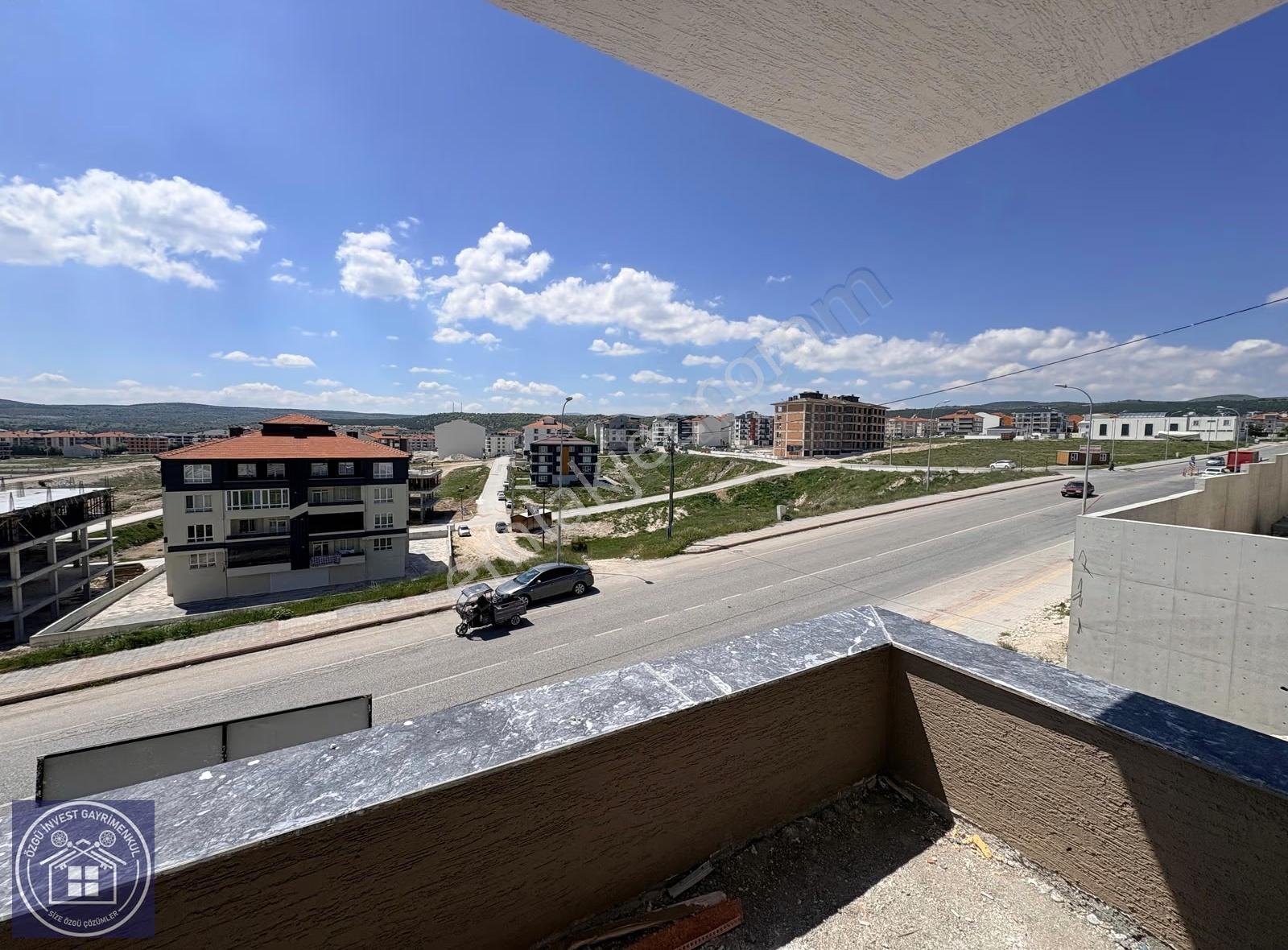Özgü'den Zafertepe'de Cadde Üzeri Manzaralı Lüks 2+1 Daire - Görsel 6