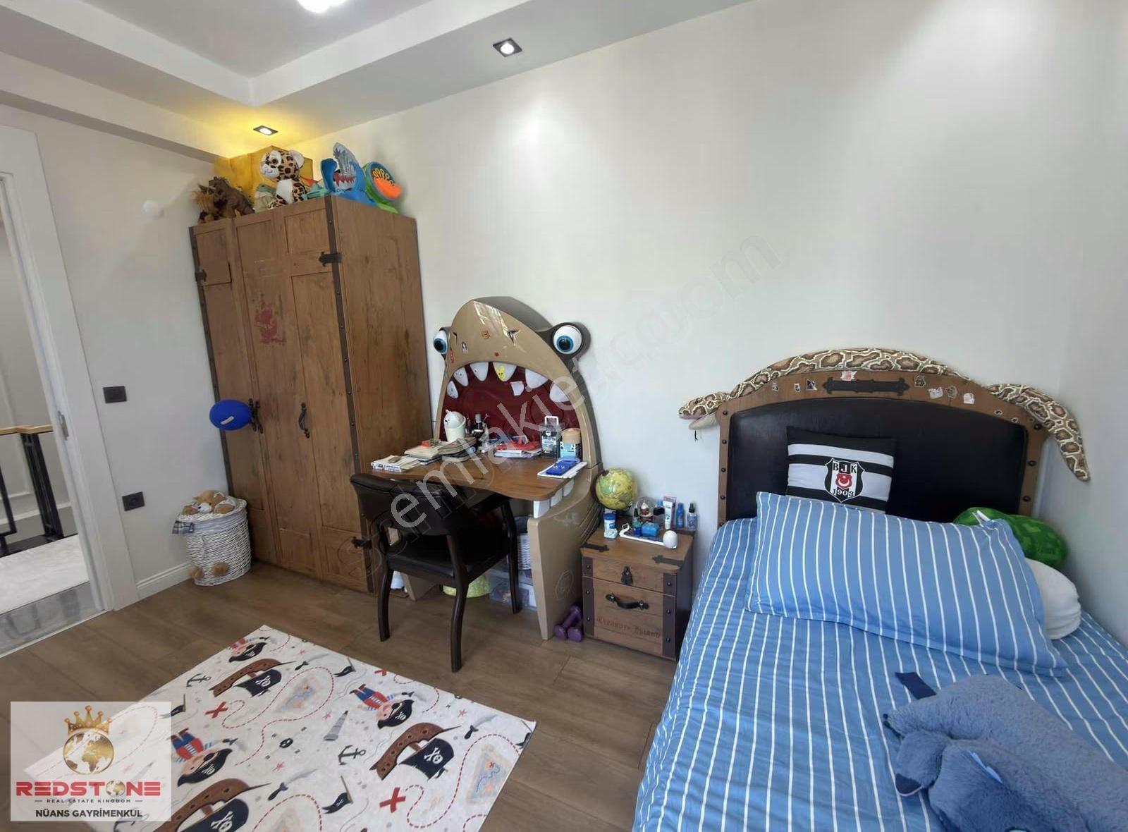 Site İçerisinde Müstakil Havuzlu Yeni Villa - Görsel 14
