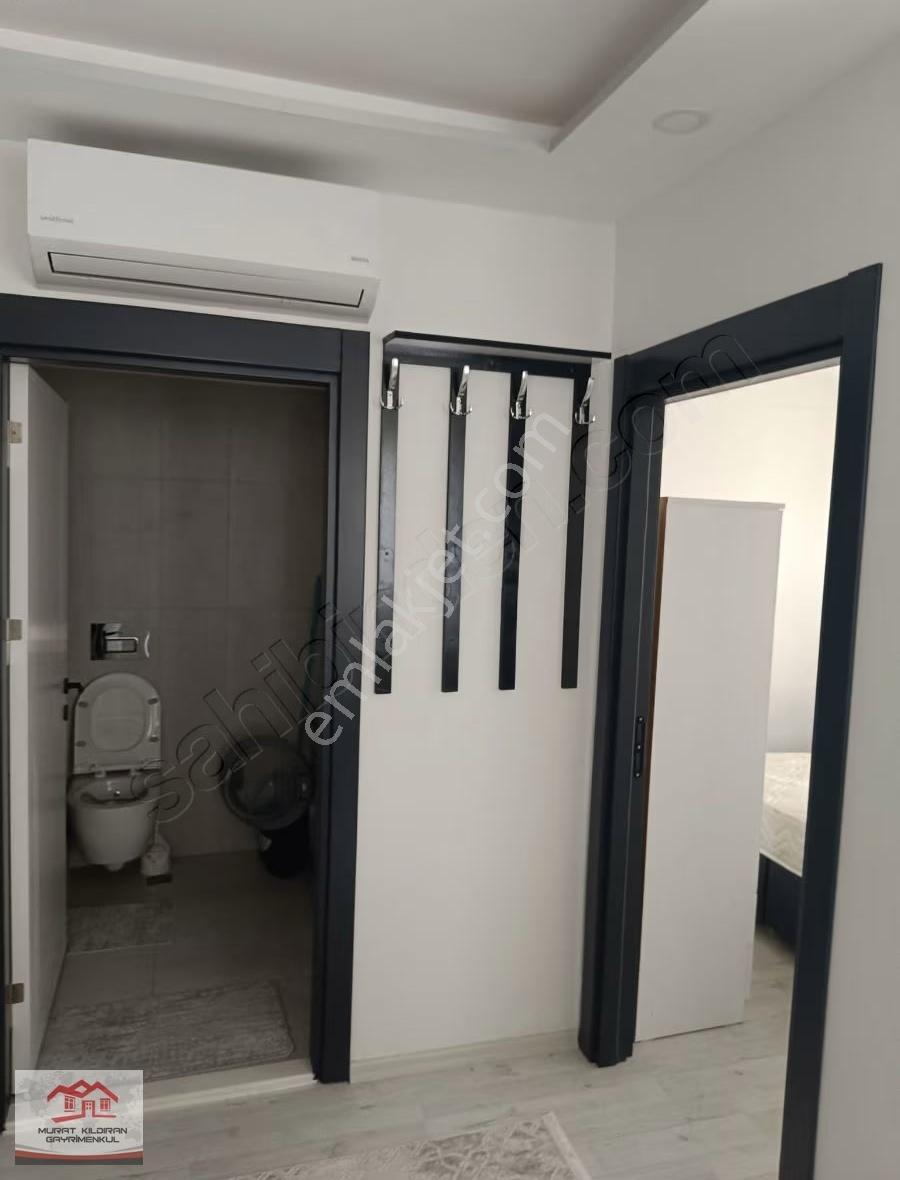Anacaddeye 100 Metre 1+1 Eşyalı Katta Daire - Görsel 6