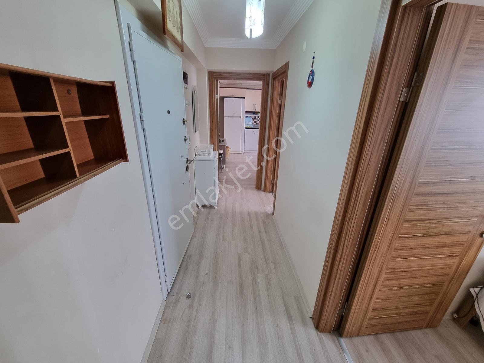 Karasu Yalı Mah.de Sahile Yakın Arakat Eşyalı 2+1 Daire - Görsel 17