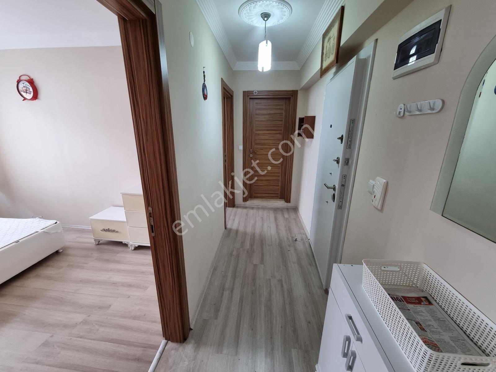 Karasu Yalı Mah.de Sahile Yakın Arakat Eşyalı 2+1 Daire - Görsel 10