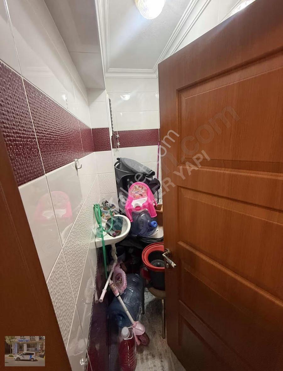 Metrobüse Yürüme Mesafesinde Ara Kat Emsali Geniş Daire - Görsel 3