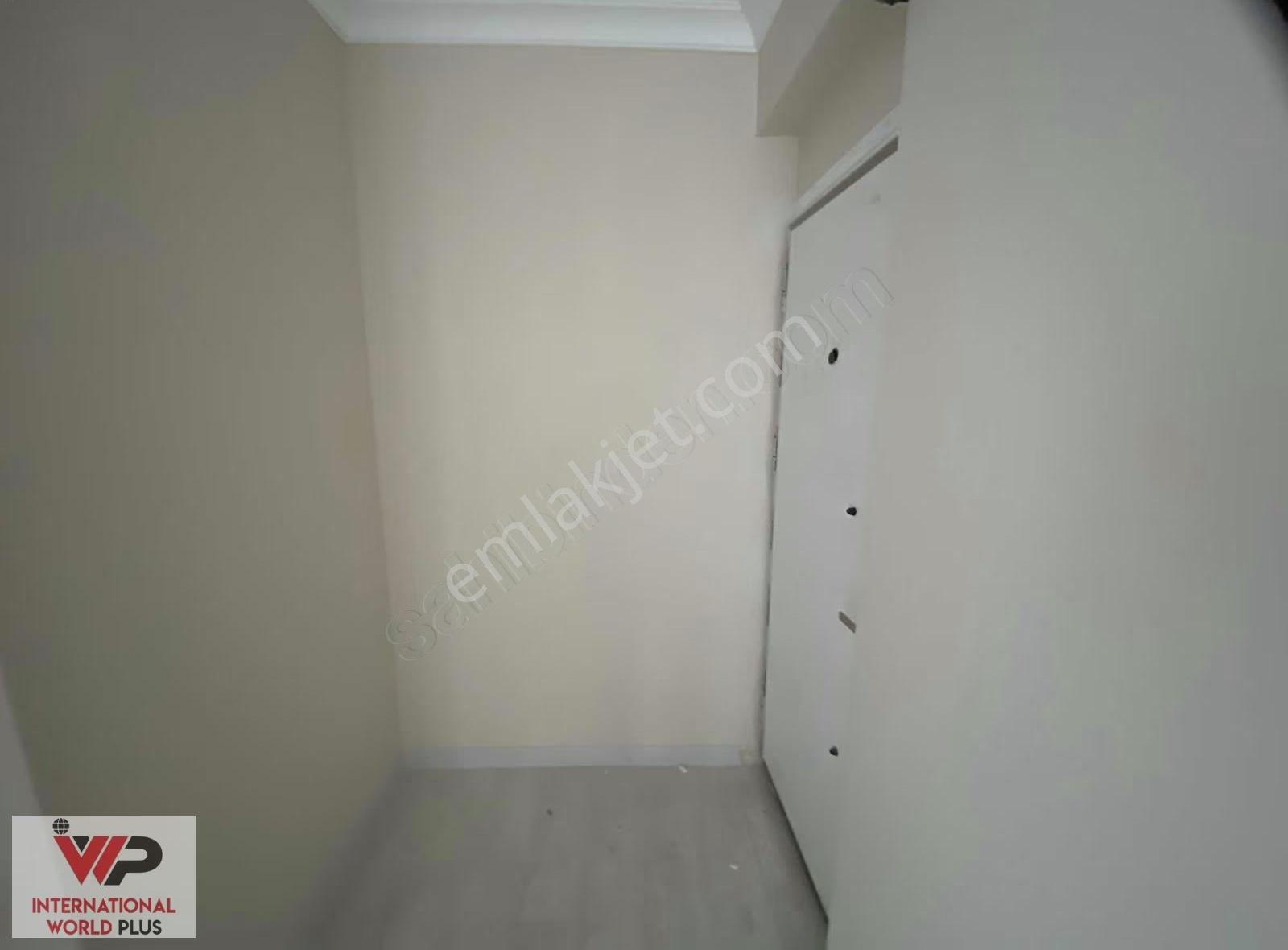 Merdivenköy'de Taşınmaya Hazır Lüx Daire - Görsel 5