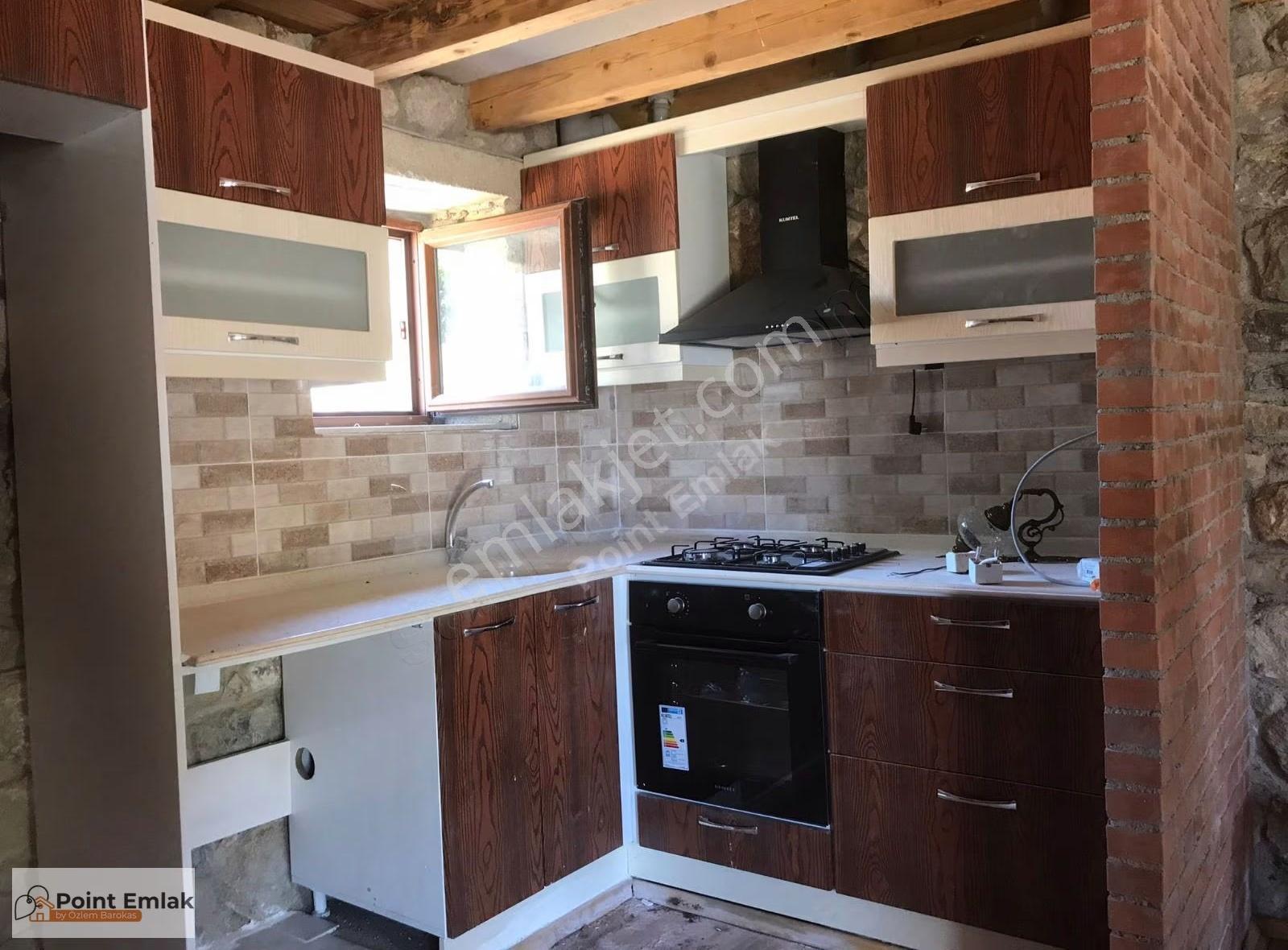 Karaburun Ambarsekide Müstakil Taş Ev - Görsel 14