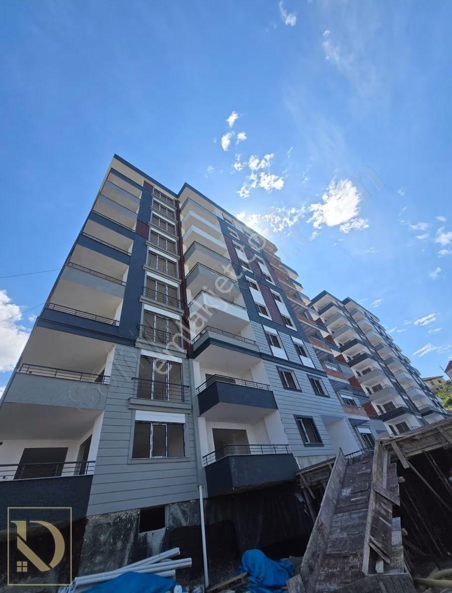 Detay'dan Yomra'da Satılık 1+1 Daire