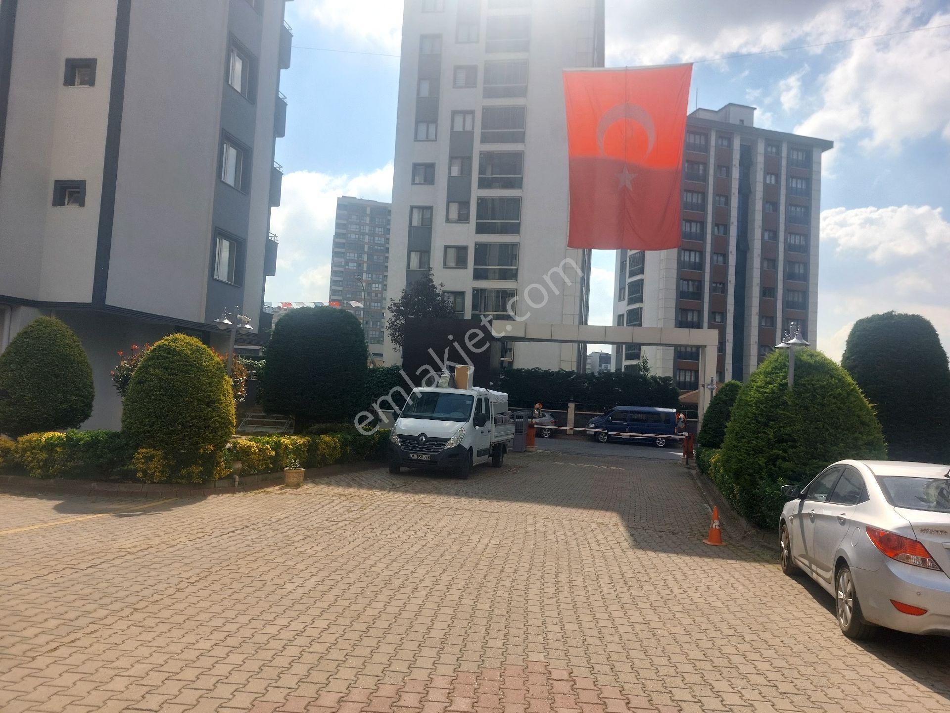 Ümraniye Necip Fazıl Mah.uzman Kent Sitesi Kıralık 3+1,daire - Görsel 28