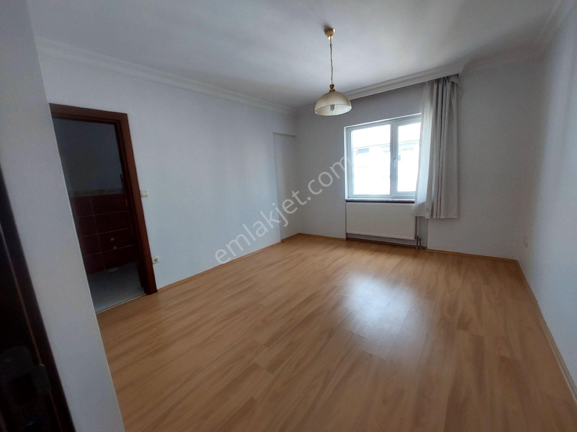 Ümraniye Necip Fazıl Mah.uzman Kent Sitesi Kıralık 3+1,daire - Görsel 14
