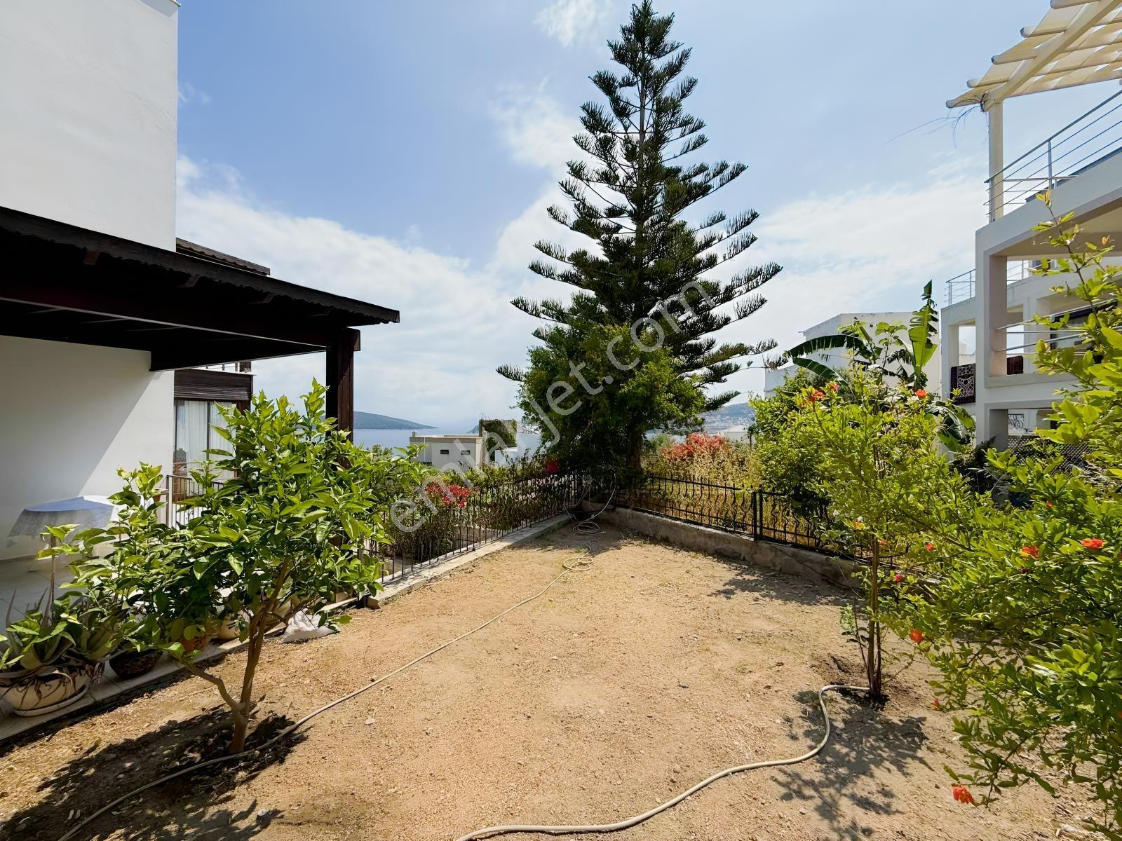 Bodrum Gündoğan Plajlı Sitede Deniz Manzaralı Yazlık - Görsel 2