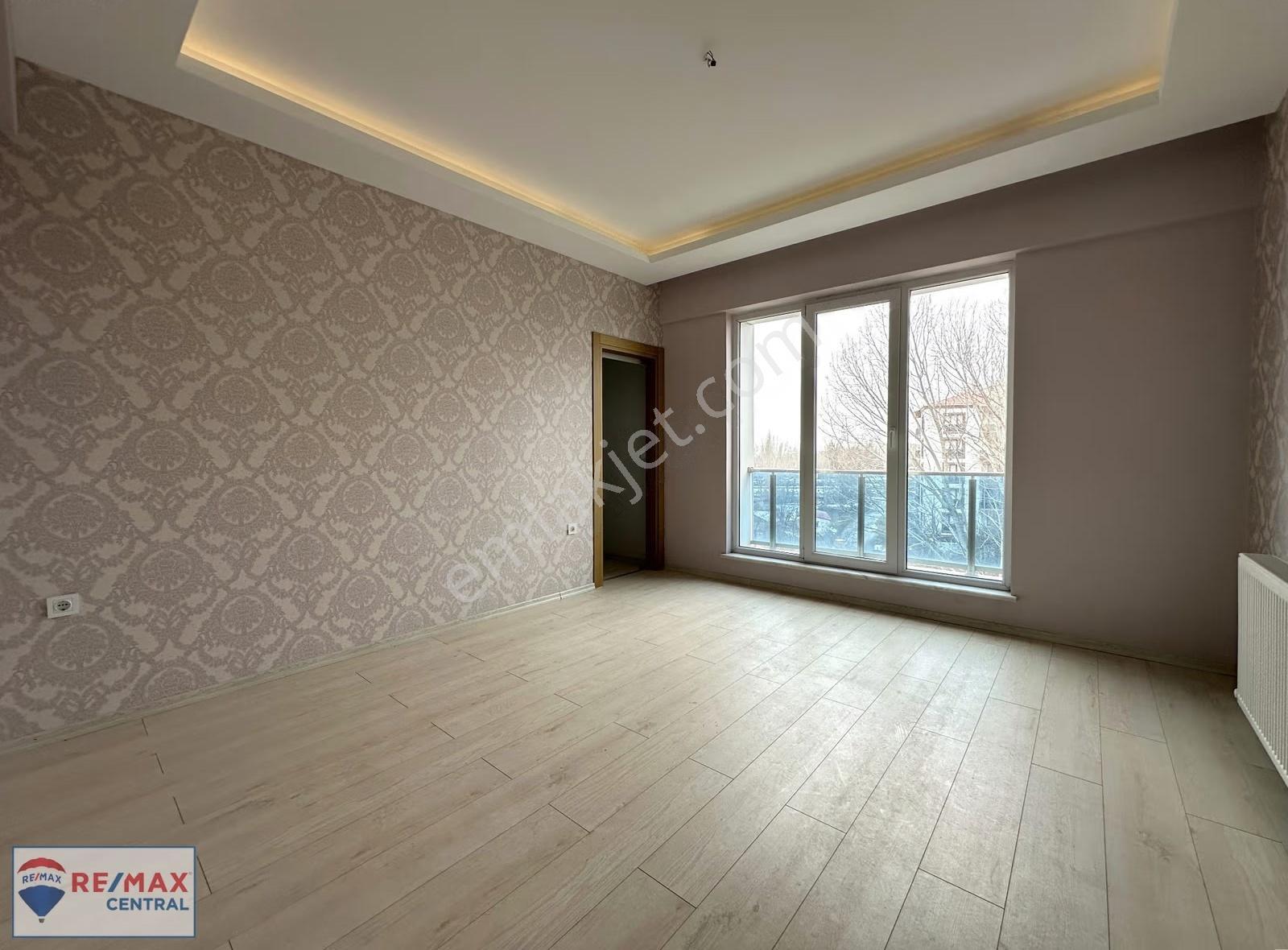 Re/max Central'dan Bağdat Caddesinde 4+1 Kiralık Lüks Daire - Görsel 24