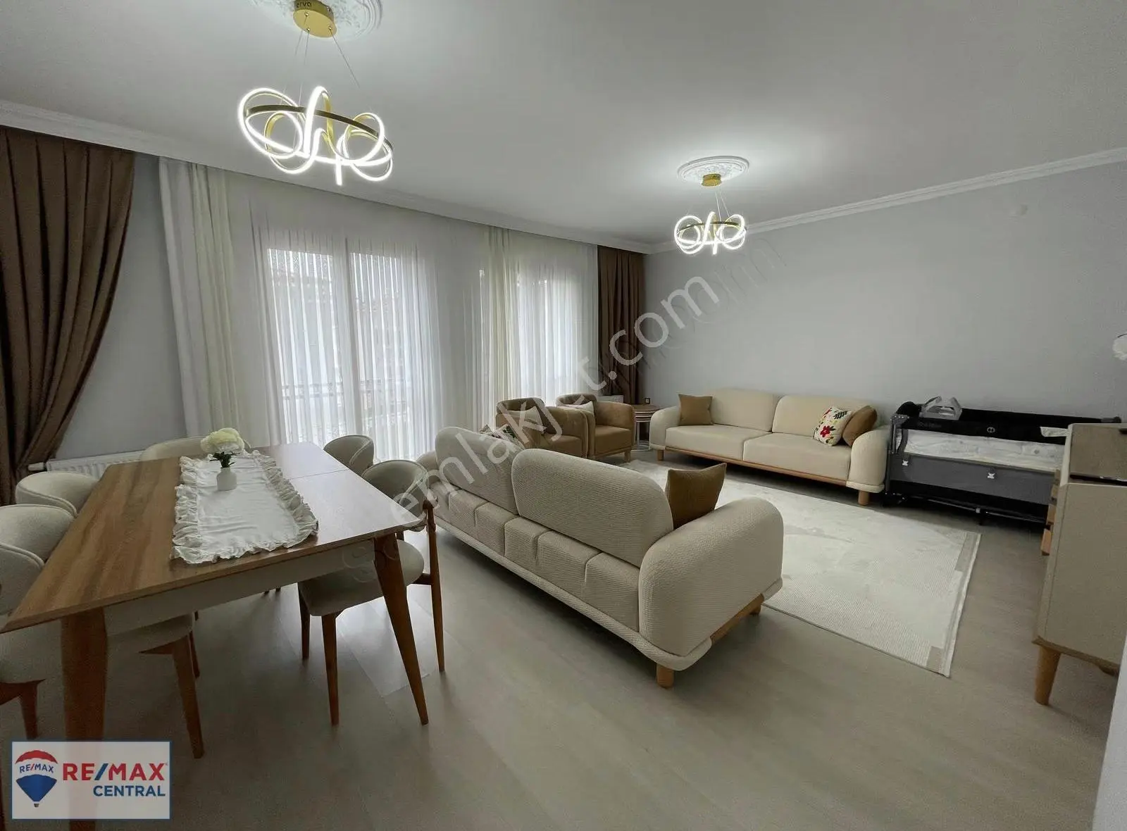 Re/max Central'dan Danışmentgazi Toki'de 2+1 Satılık Daire