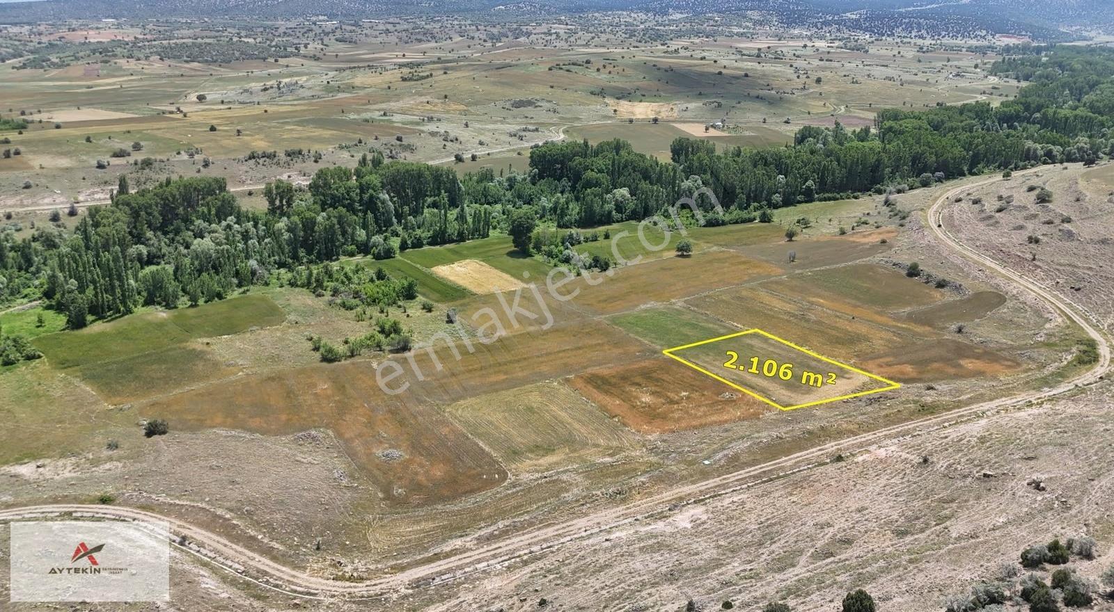 Akören Tülce Mahallesinde 2.106 M² Müstakil Tapulu Tarla - Görsel 7