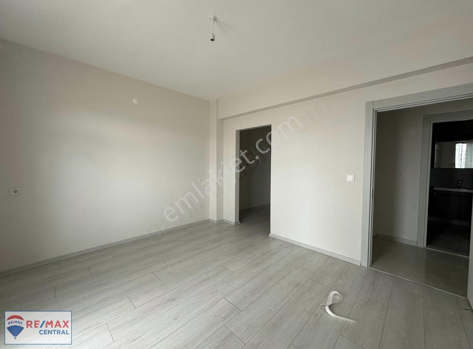 Re/max Central'dan Site İçerisinde Sıfır Net 140m2 3+1 Lüx Daire - Görsel 16