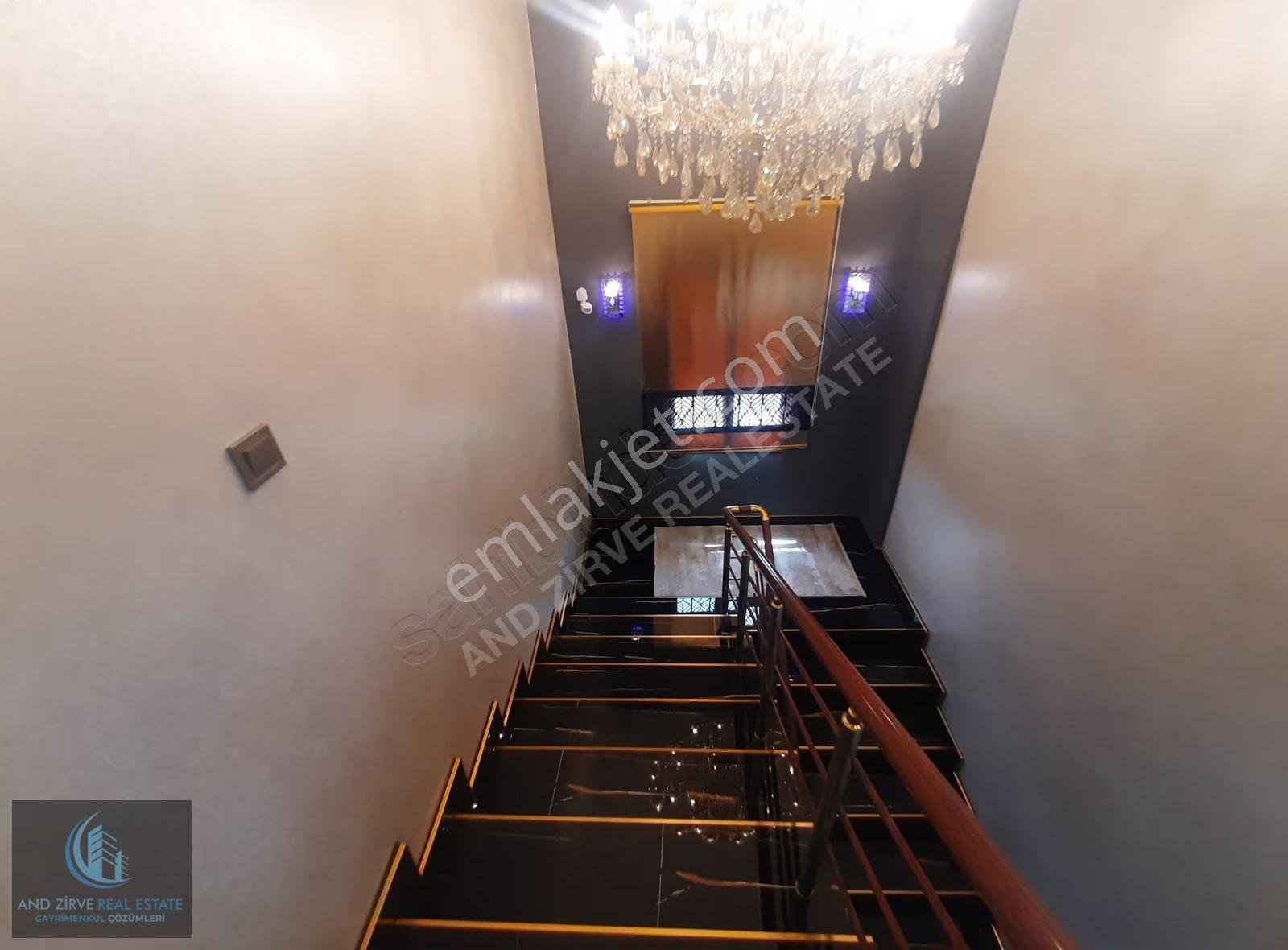 Kuyuluk'da Eşyalı, Özel Havuzlu, Güvenlikli 5+1 Villa - Görsel 35