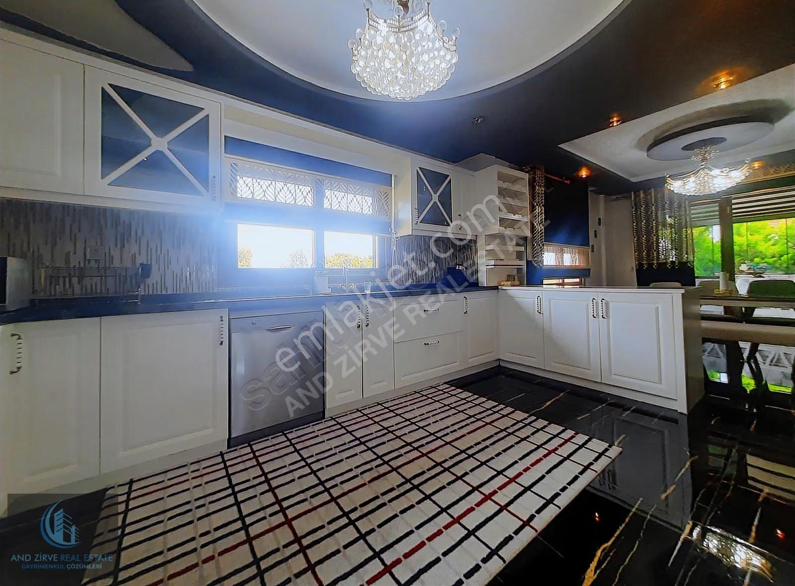 Kuyuluk'da Eşyalı, Özel Havuzlu, Güvenlikli 5+1 Villa - Görsel 19