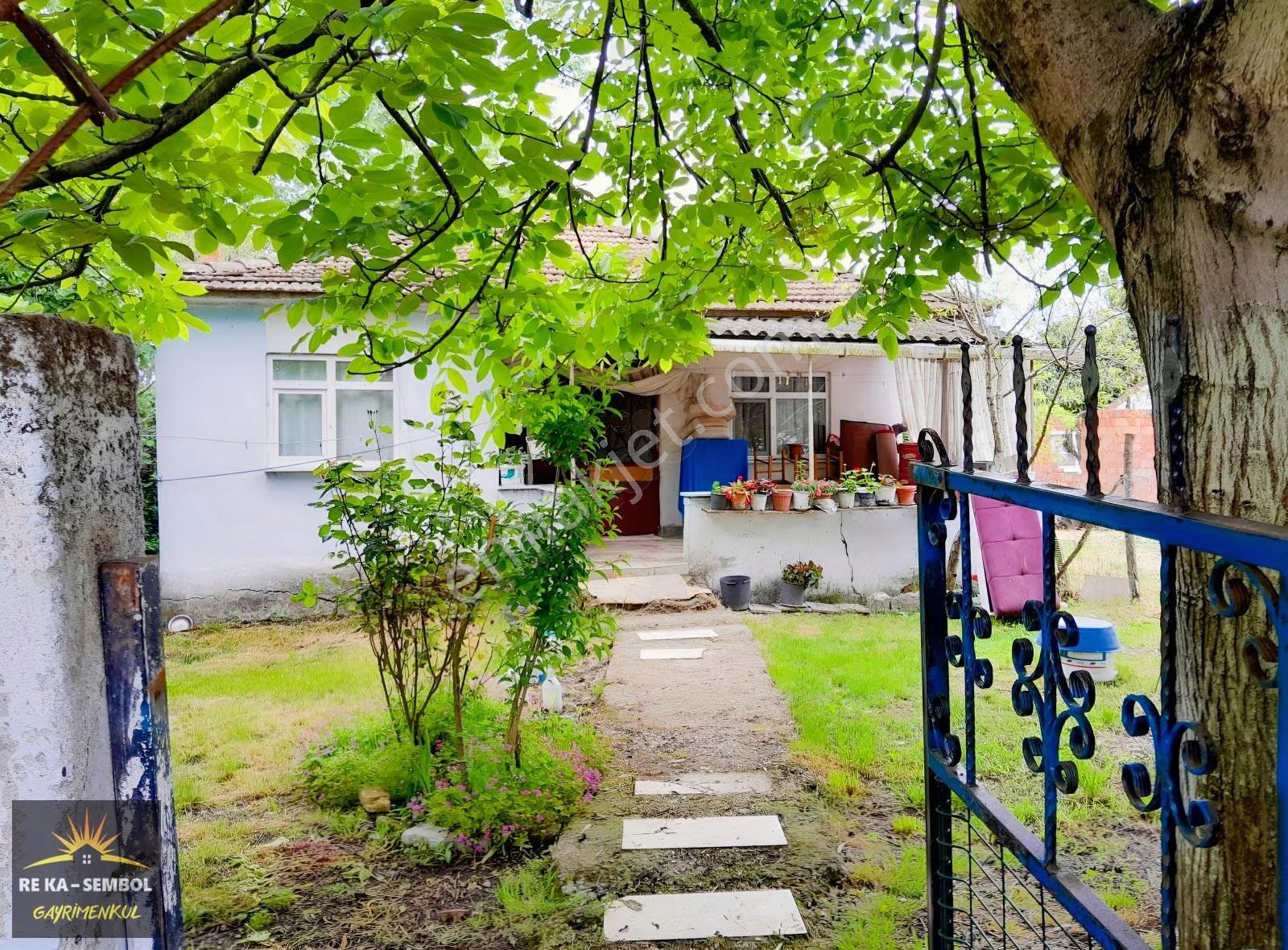 Sakarya Karasu Adatepe Köyü Merkezinde Satılık 3+1 Müstakil Ev - Görsel 3
