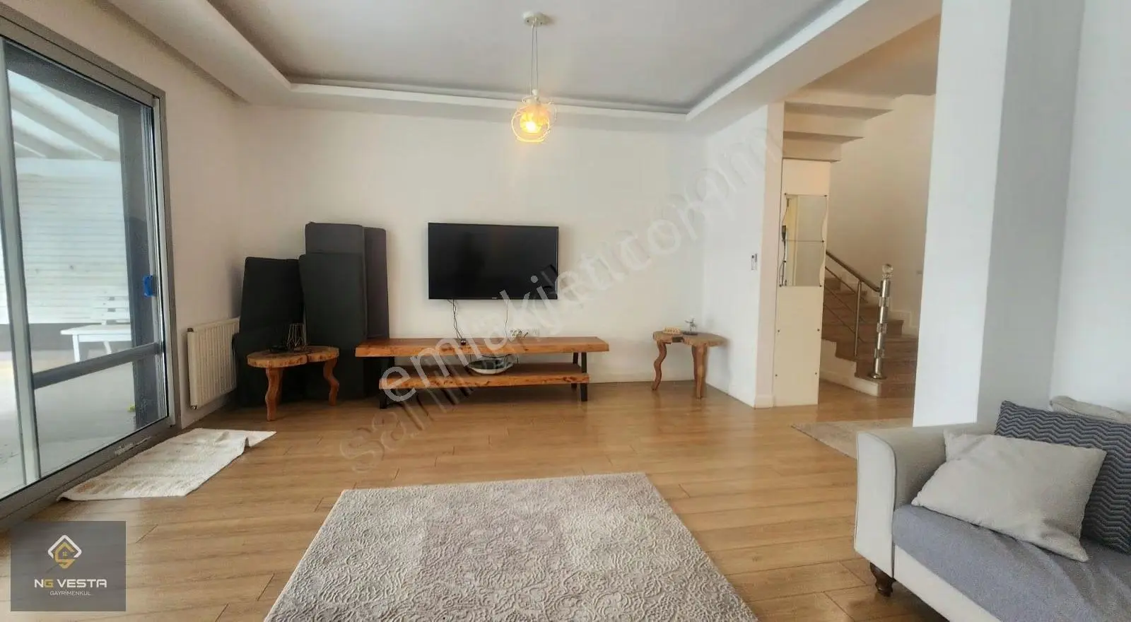 Çeşme Reisdere'de Müstakil Havuzlu Eşyalı Kiralık Villa - Görsel 4