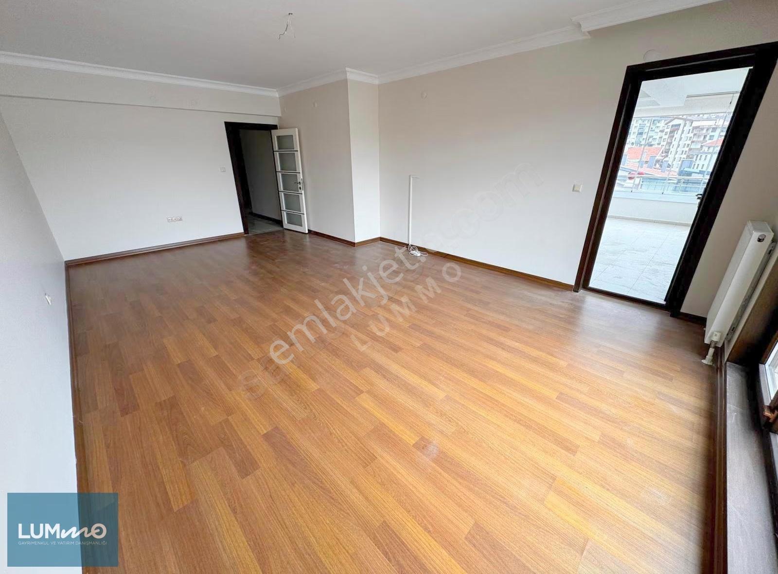 Orman Manzaralı Kapalı Otoparklı Lüks Yapıda 5+2 Dubleks - Görsel 15