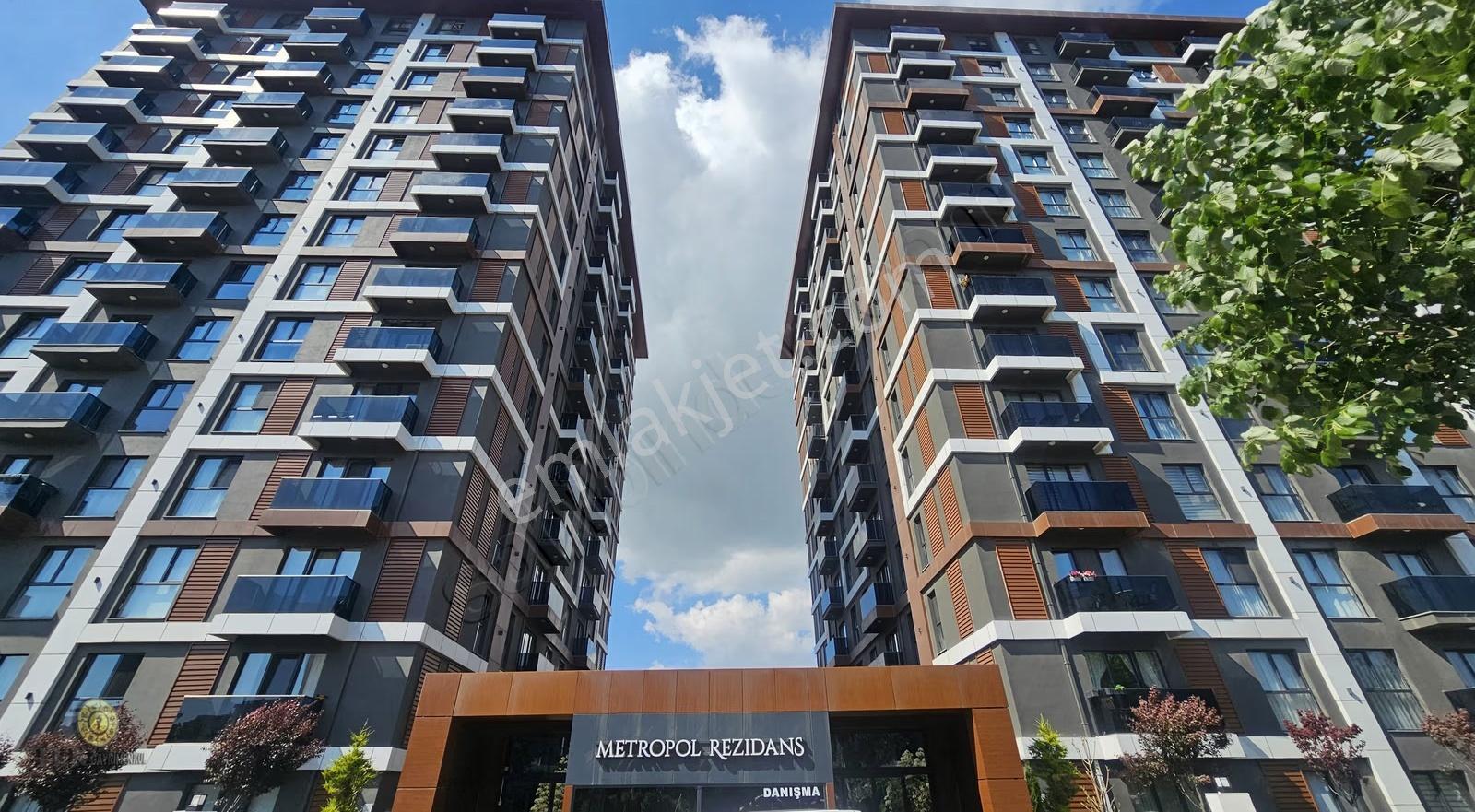 Metropol Rezidas'ta Satılık 1+1