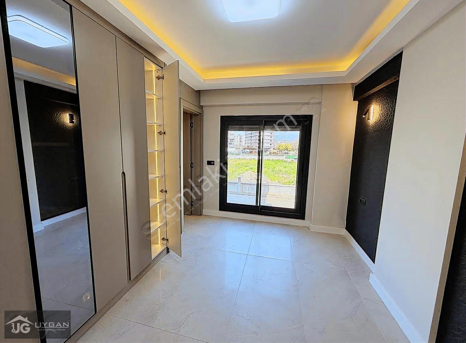 Uygan'dan Cumhuriyet Mah. 130m² 3+1 Havuzlu Ultra Lüx Akıllı Ev - Görsel 19