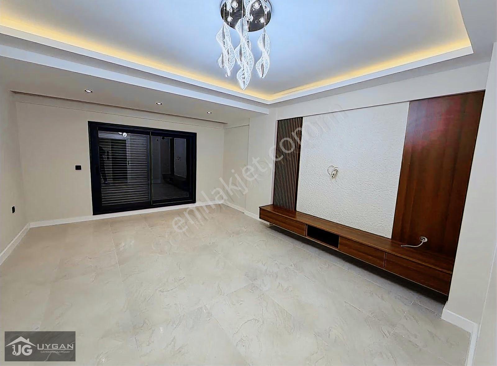Uygan'dan Cumhuriyet Mah. 130m² 3+1 Havuzlu Ultra Lüx Akıllı Ev - Görsel 15