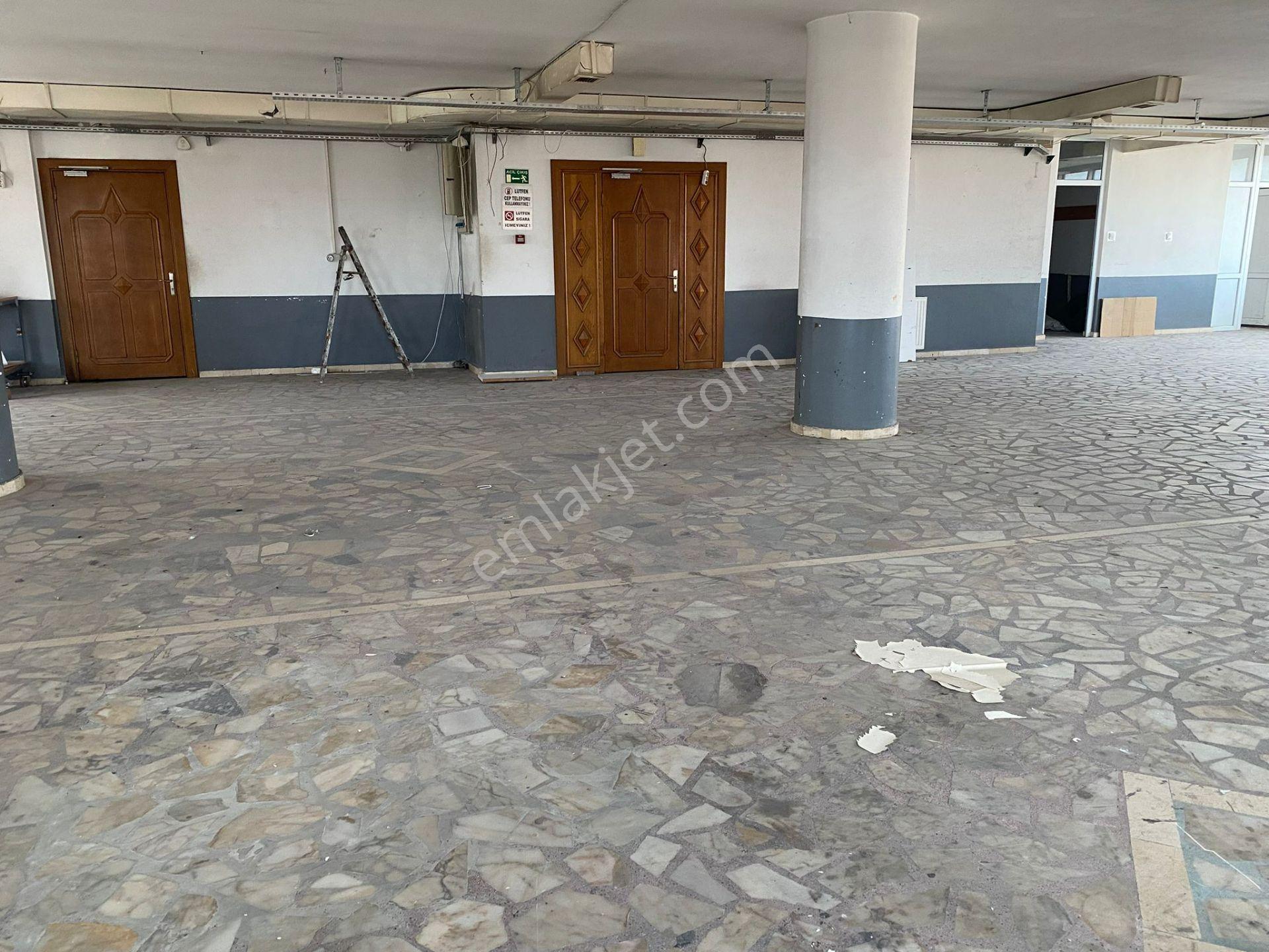 Karadeniz Mah.kiralık İşyeri Kurs,callcenter,showroom,modelha,dişklinik,sürücü Kursuna Plaza Katları - Görsel 16