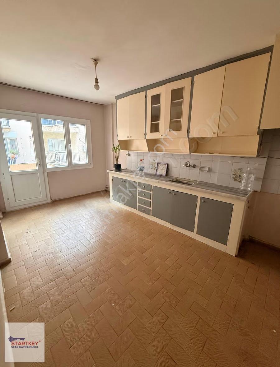 Turgutlu Yılmazlar Mahallesinde Kiralık 2+1 Daire - Görsel 8