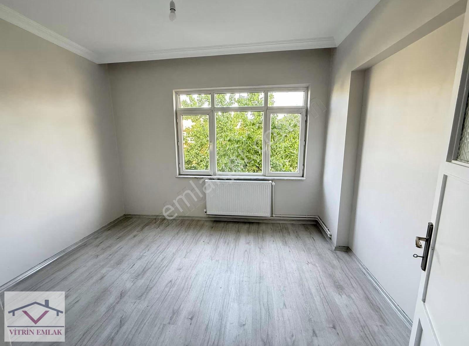 Cumhuriyet Mh. 3+1 Odalı- 3 Cephe -arakat-bakımlı Satılık Daire - Görsel 15