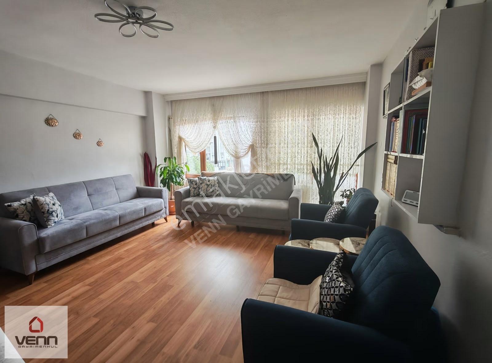 Gemlik Kayhan Mahallesi Cumartesi Pazarı Yanı 3+1 Satılık Daire