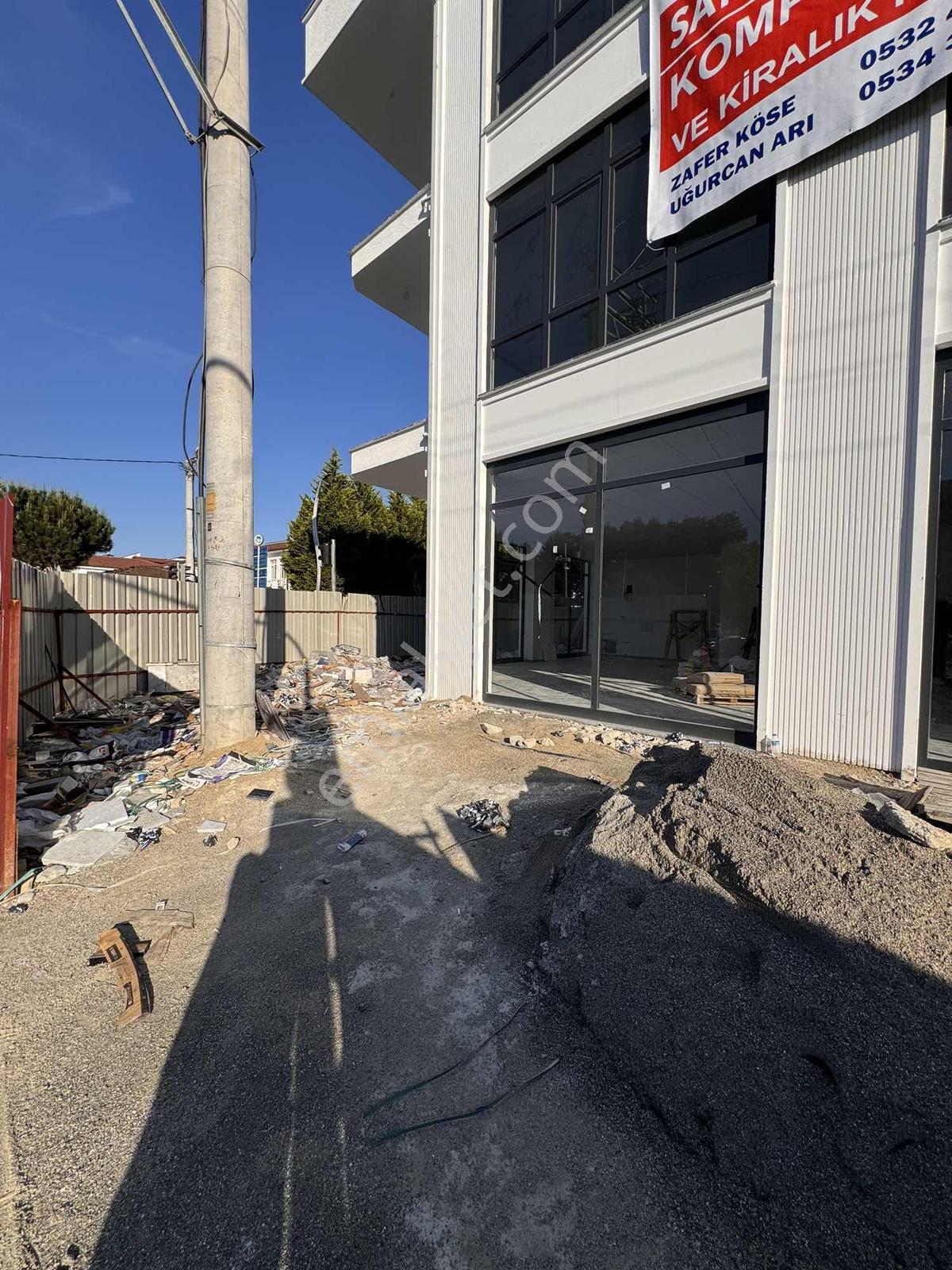 Eser Okulu Yanı Satılık Komple Yeni Köşe Bina 1 Dük.4 Ofis - Görsel 7